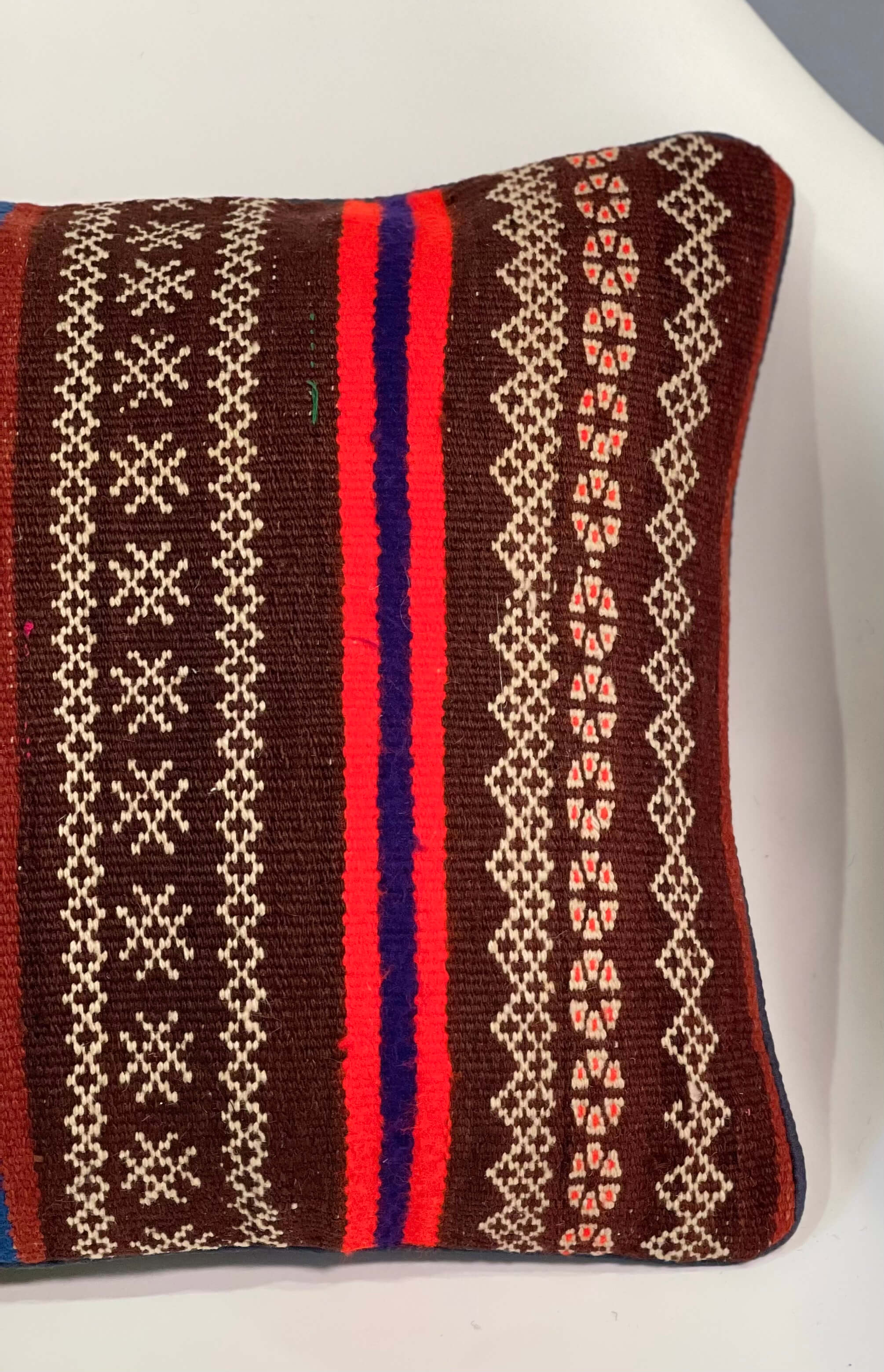 Traditional Design Cushion Cover 40cm X 40cm AF#256