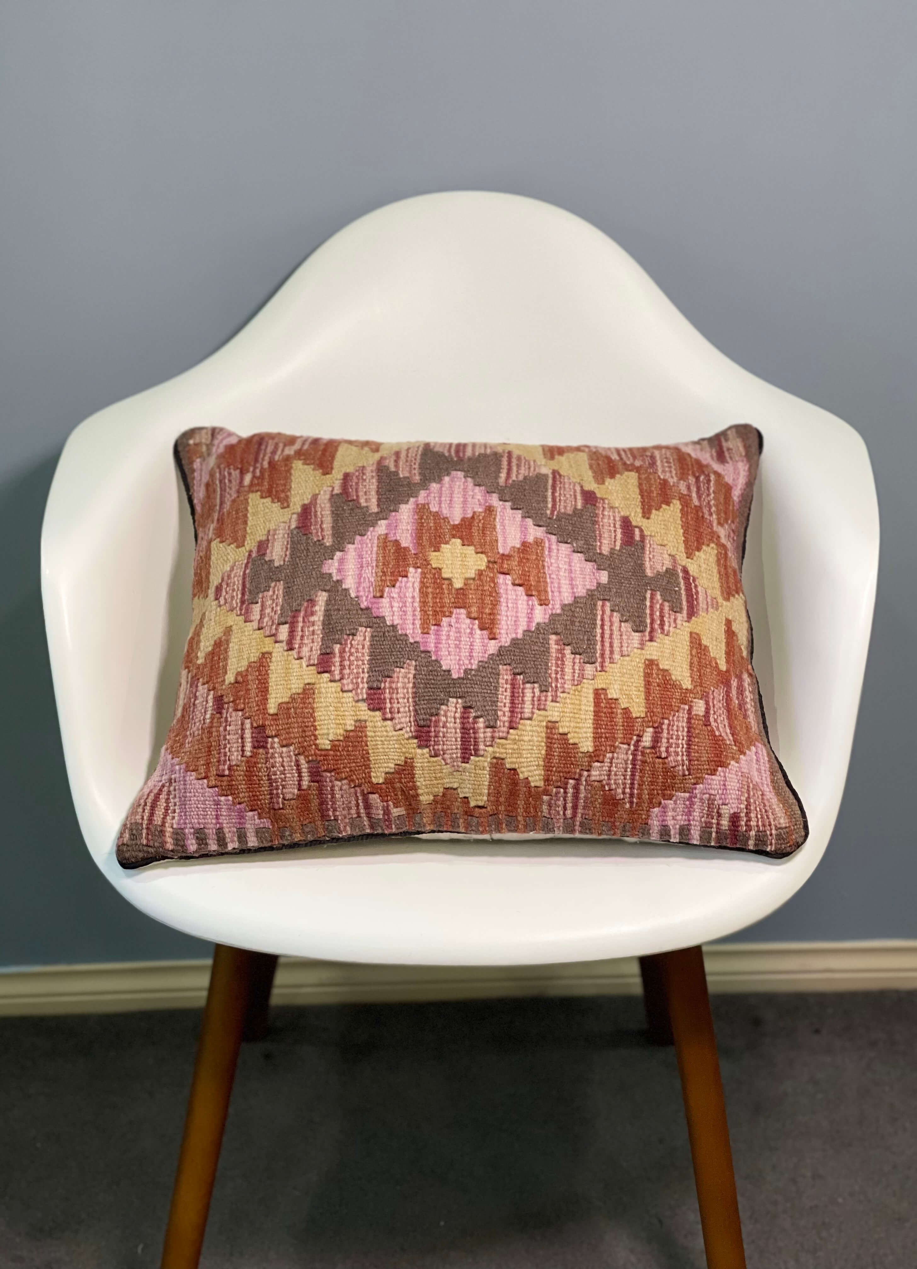 Chobi  Design Cushion cover 50cm X 50cm AF#258