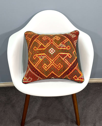 Kuchi Design Cushion 45 cm x 45 cm (Traditional) AF#82