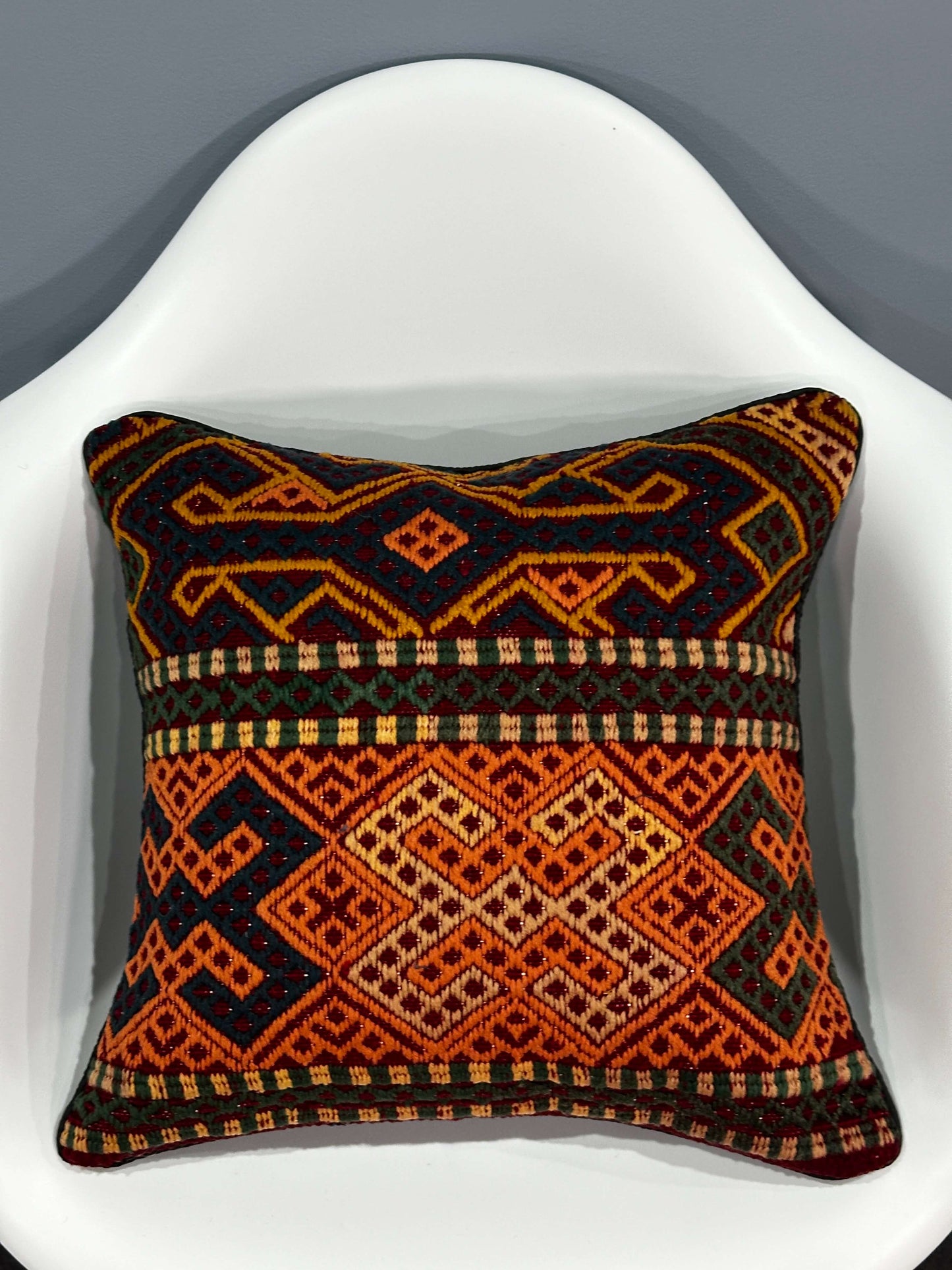 Kuchi Design Cushion 45 cm x 45 cm (Traditional) AF#84