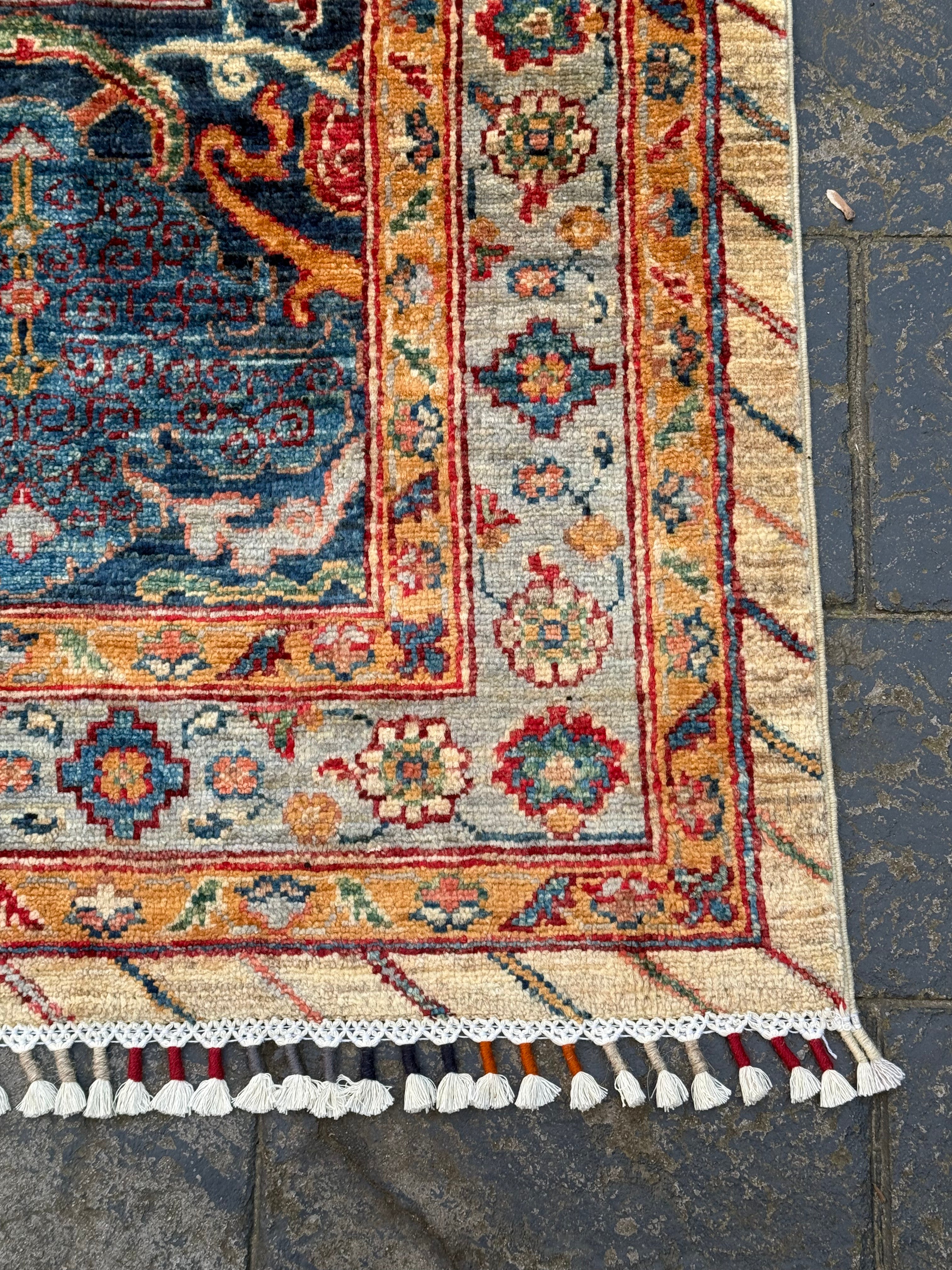 Handmade Afghan Chobi Floral Rug, 306 CM x 250 CM