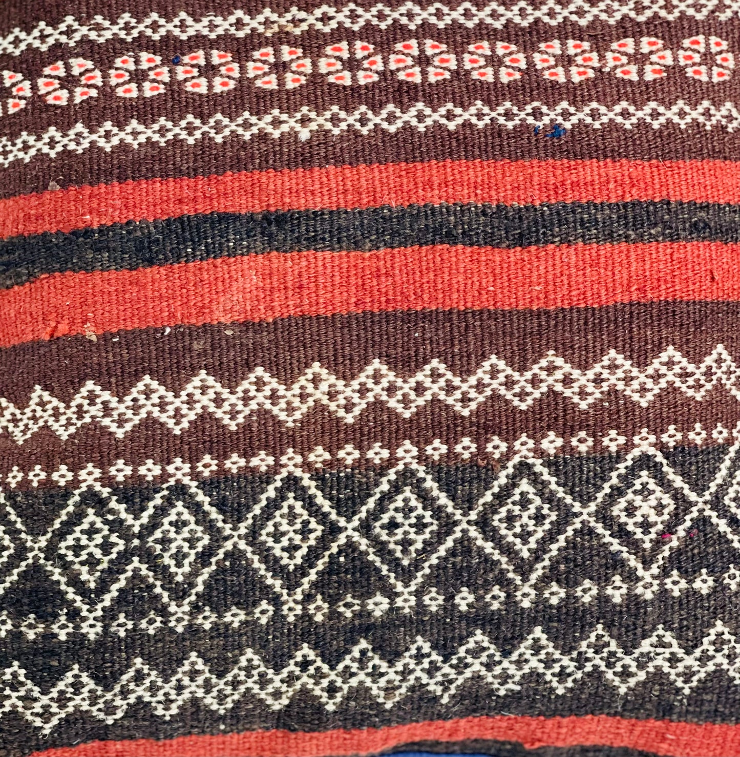 Traditional Cushion Cover 40cm X 40cm AF#277