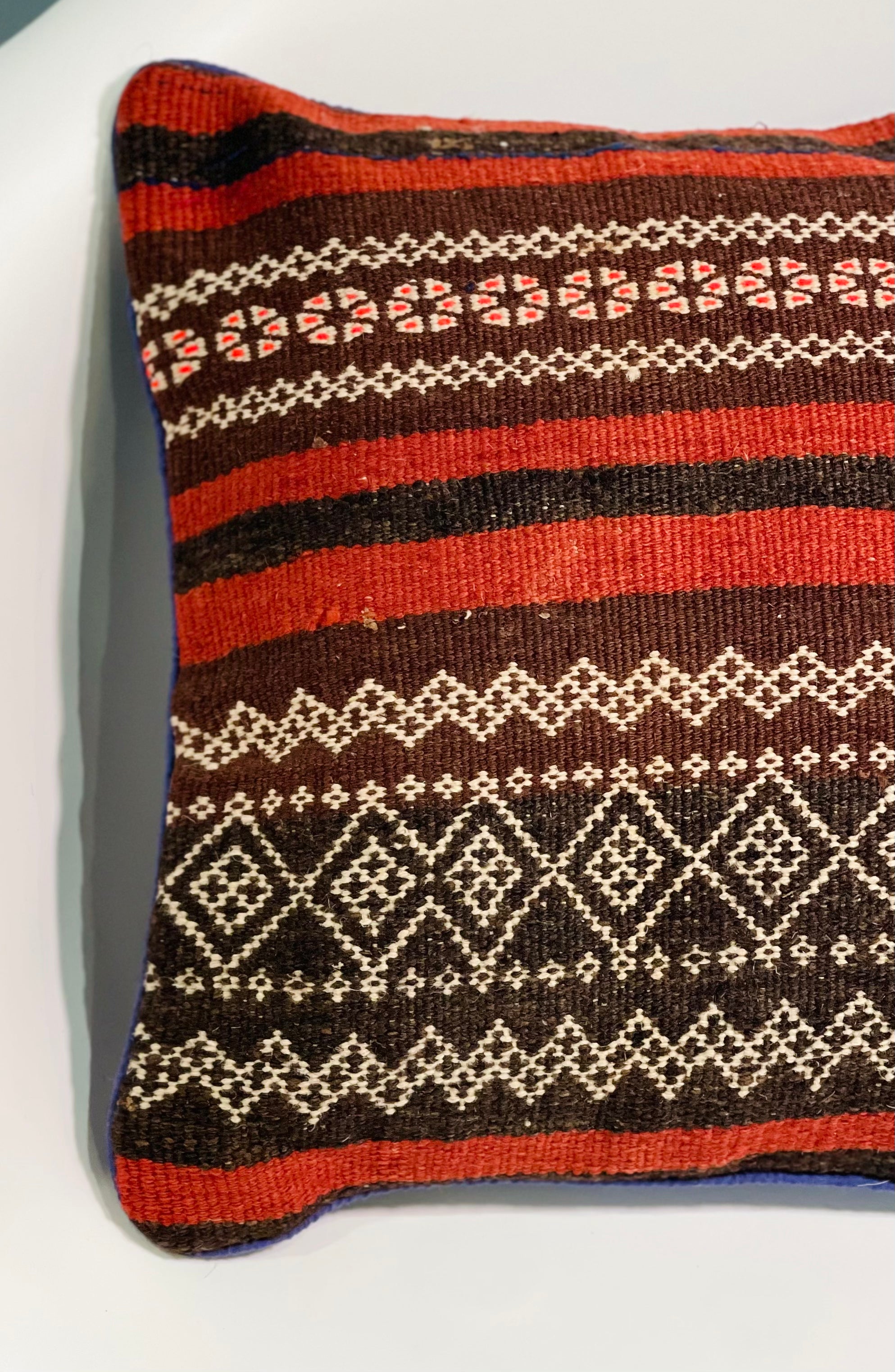 Traditional Design Cushion Cover 40cm X 40cm AF#277
