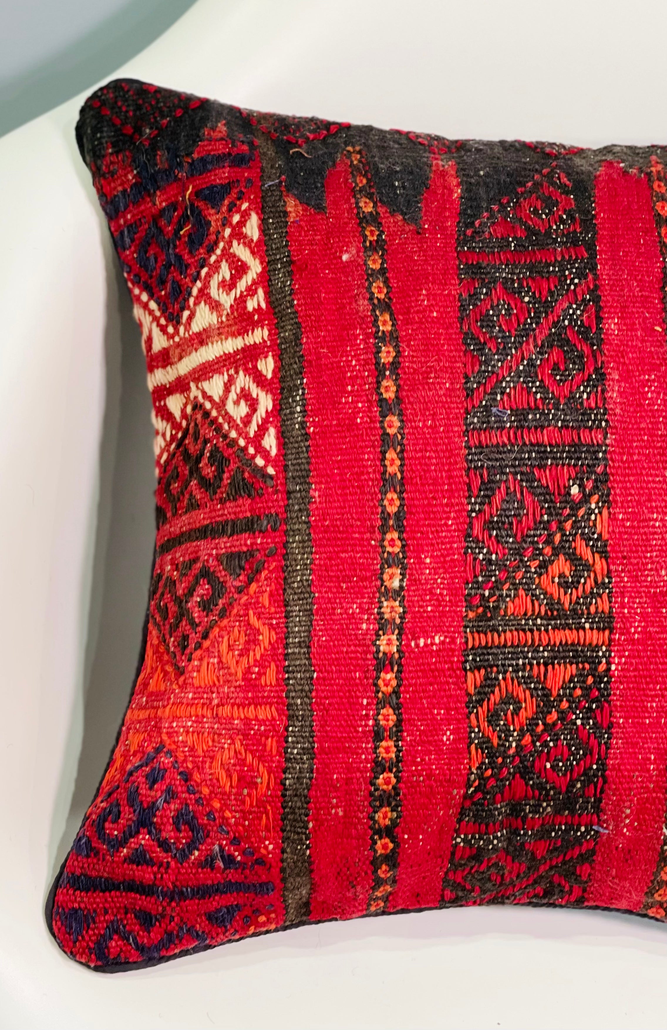 Traditional Design Cushion Cover 45cm X 45cm AF#287