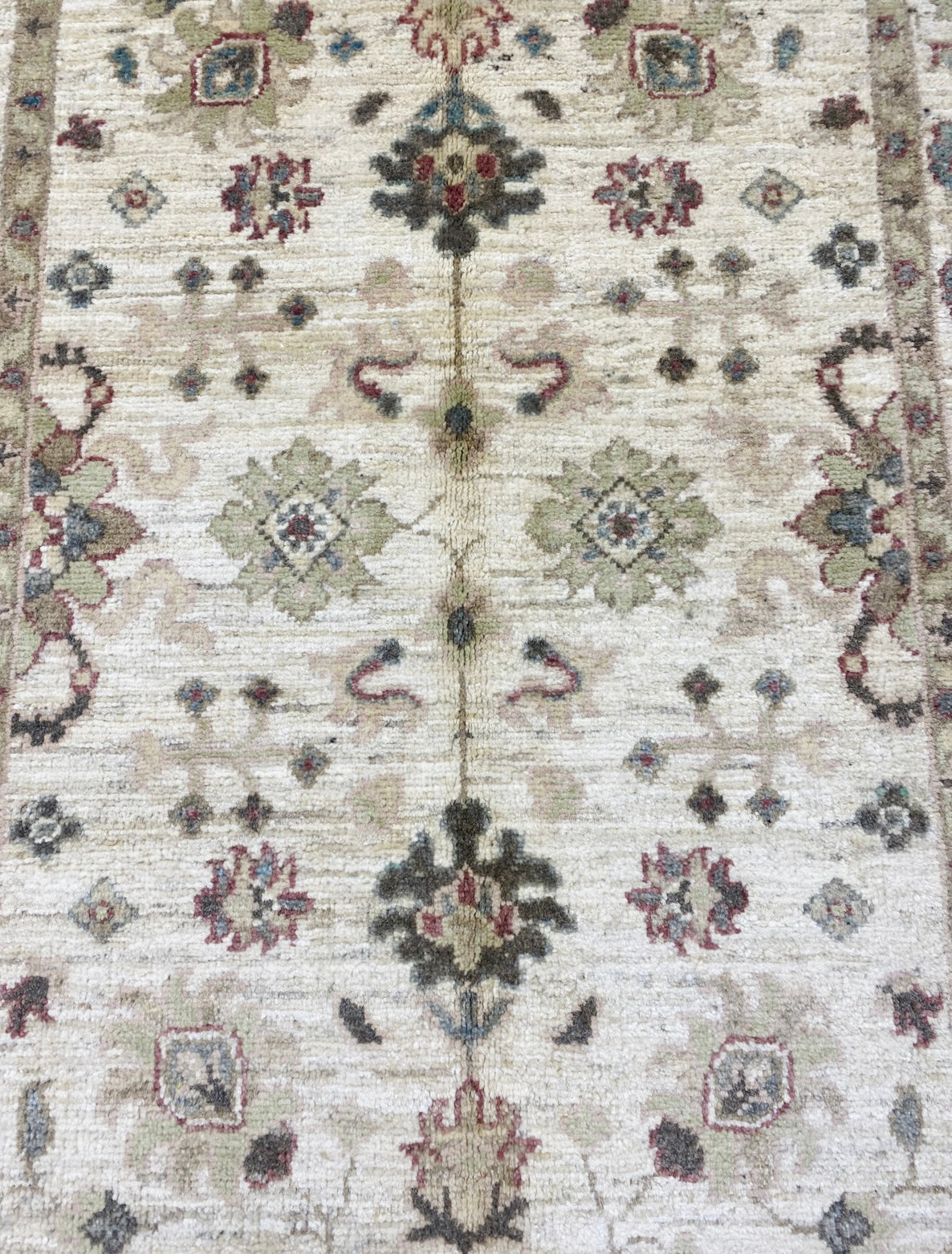 Handmade Fine Quality Chobi Wool Rug  ( 128 CM x 85 CM ) SS#63