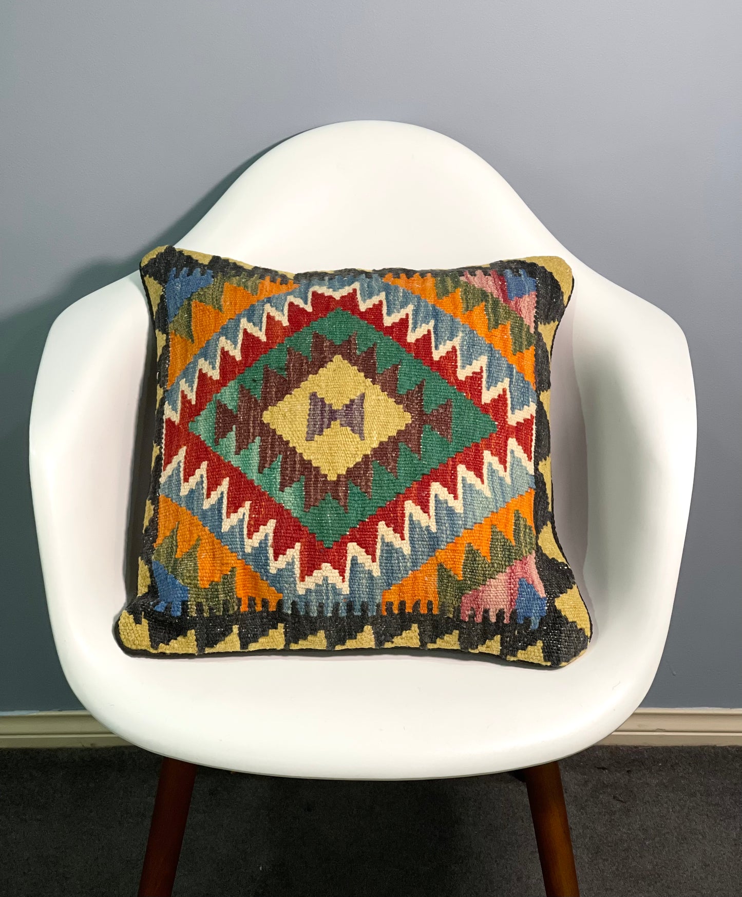 Chobi Cushion Cover 45CM X 45 CM( AF#331)