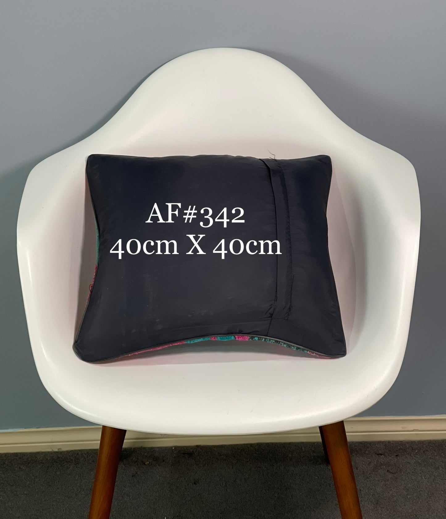 Modern Cushion Cover 40cm X 40cm AF#342
