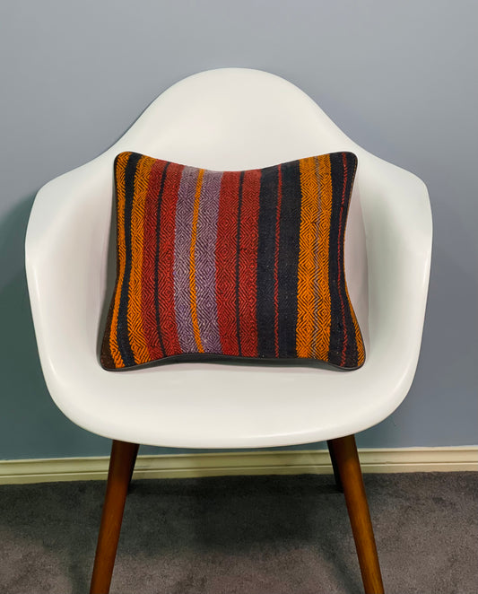 Traditional Cushion Cover 40cm X 40cm AF#348