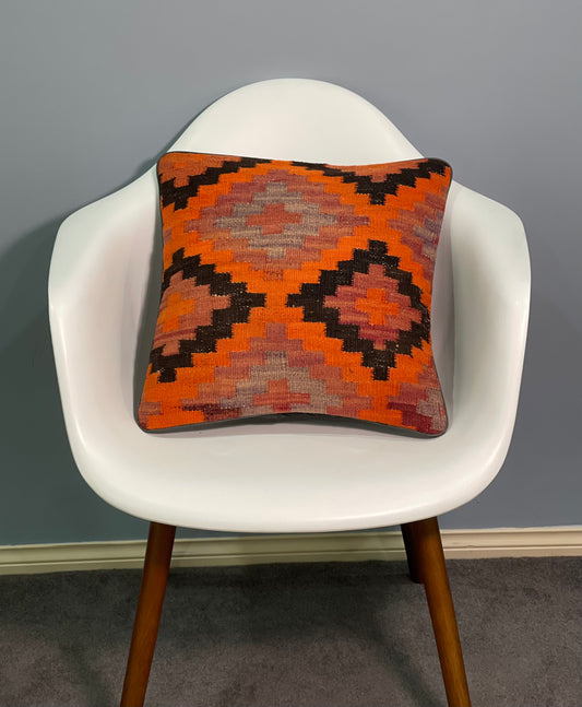 Traditional Cushion Cover 45cm X 45cm AF#349