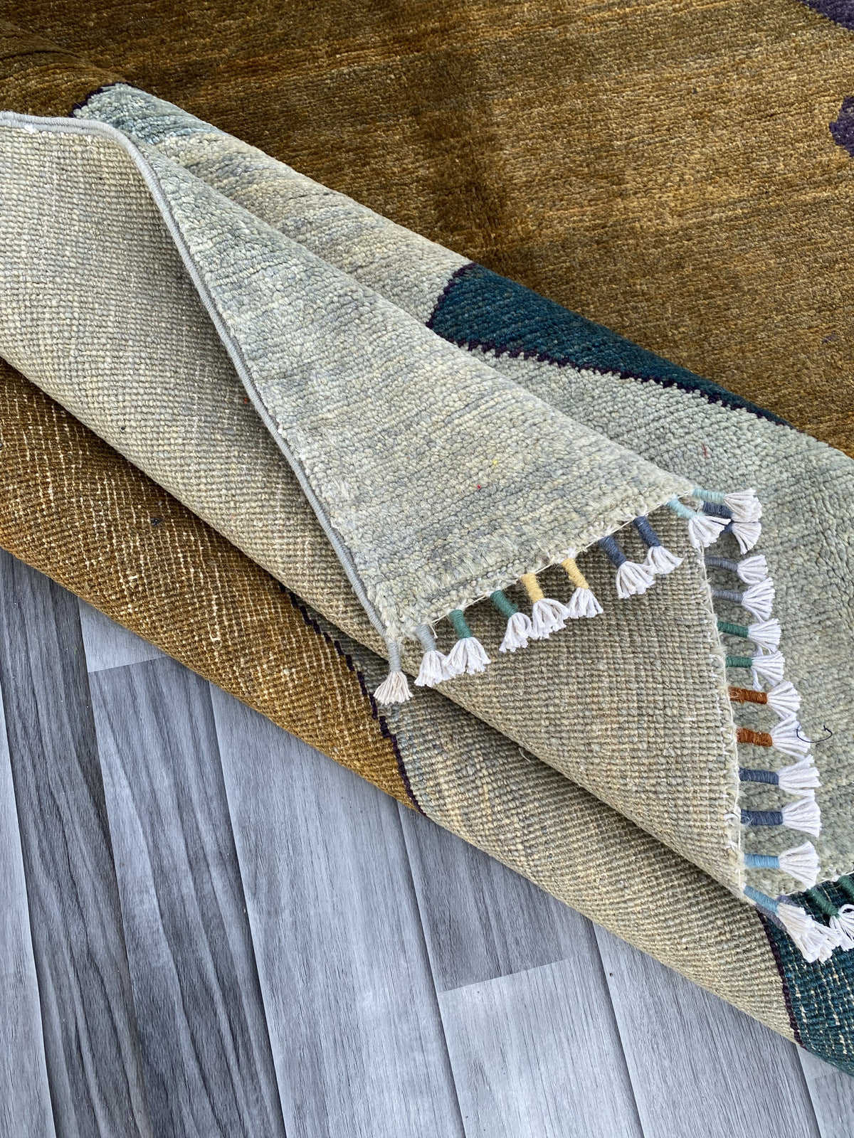 Hand Knotted Modern Wool Rug | 196 CM x 148 CM KS#450