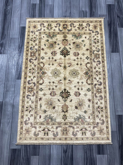 Handmade Fine Quality Chobi Wool Rug  ( 124 CM x 84 CM ) SK#1039
