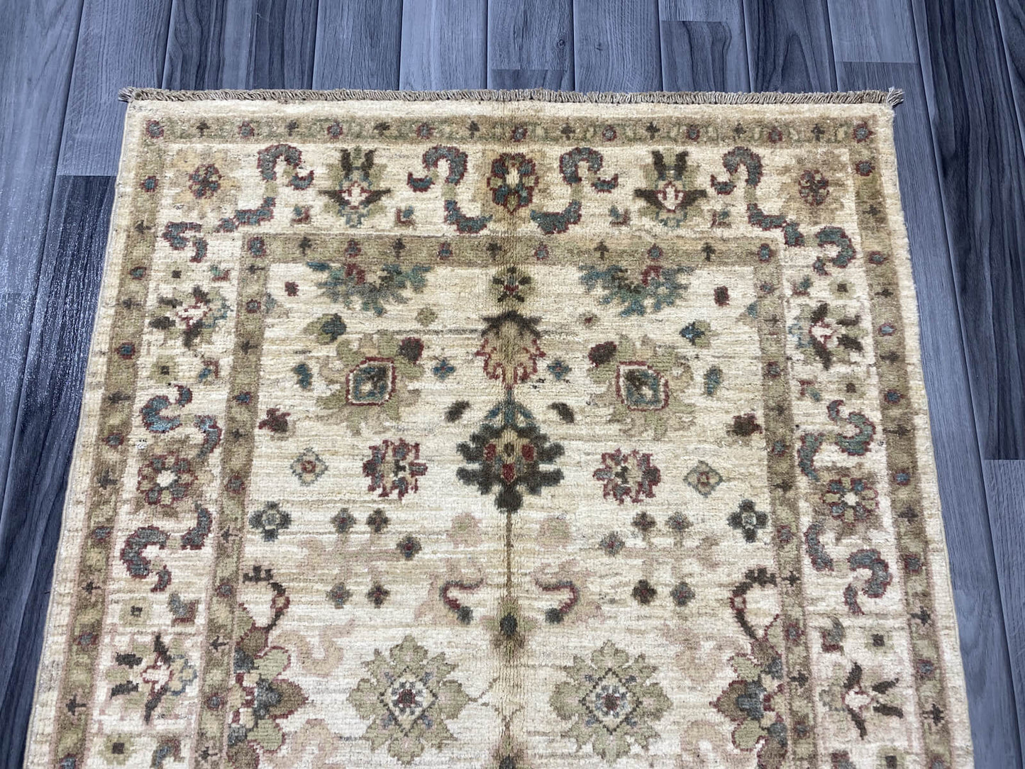 Handmade Fine Quality Chobi Wool Rug  ( 124 CM x 84 CM ) SK#1039