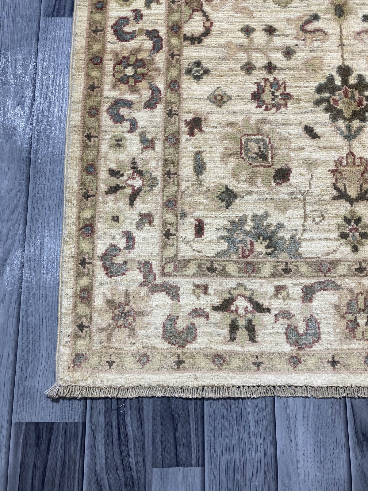 Handmade Fine Quality Chobi Wool Rug  ( 124 CM x 84 CM ) SK#1039