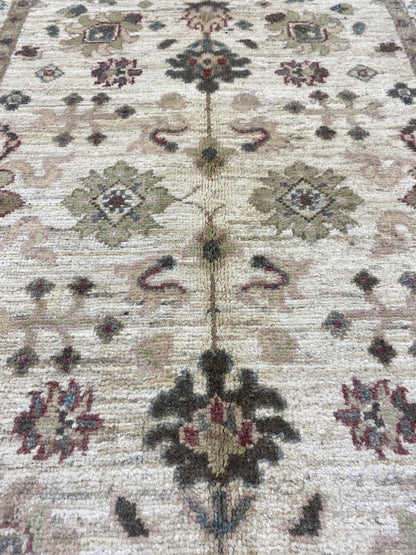 Handmade Fine Quality Chobi Wool Rug  ( 124 CM x 84 CM ) SK#1039