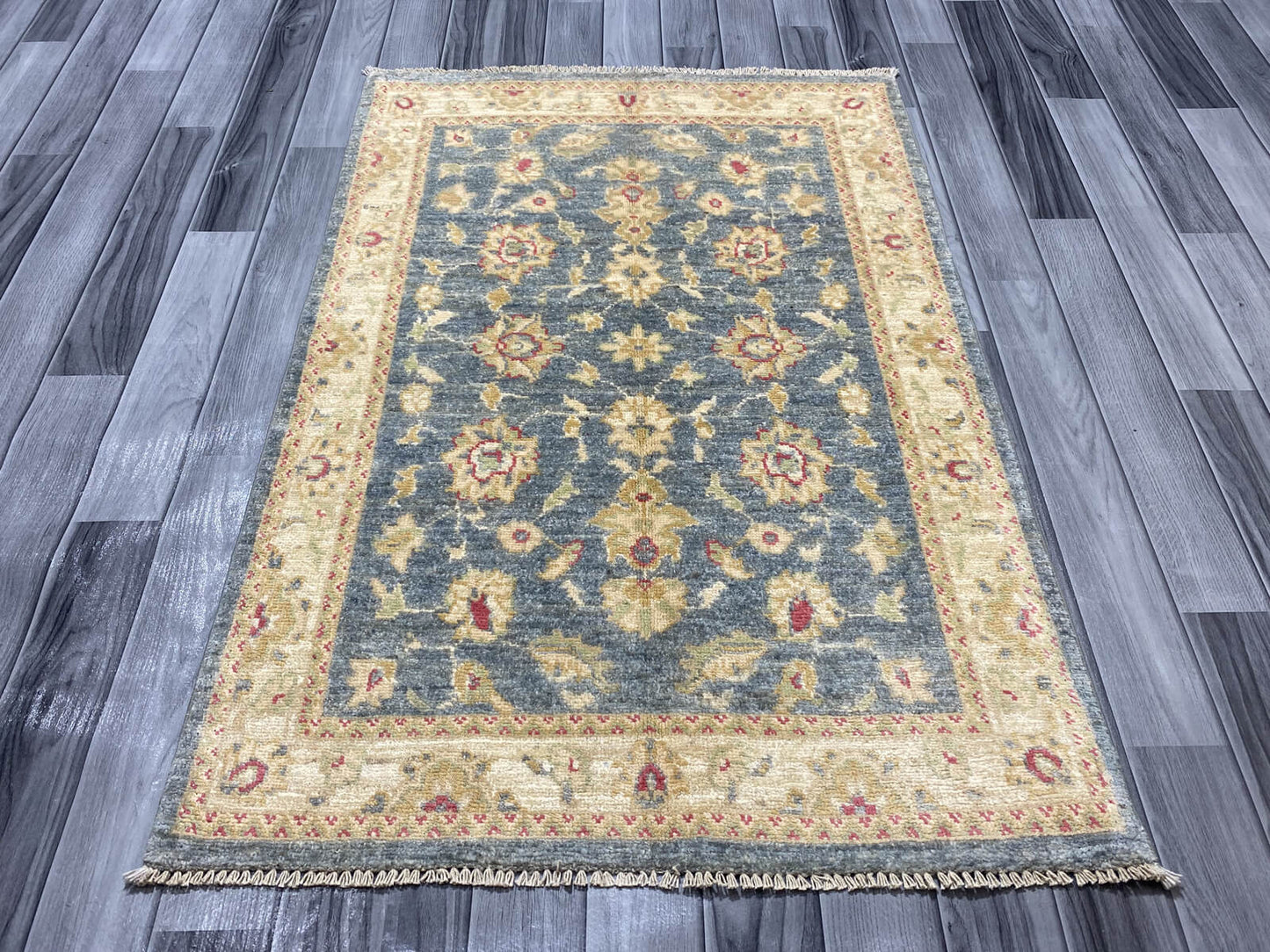 Handmade Fine Quality Chobi Wool Rug  ( 120 CM x 84 CM )SK#1040