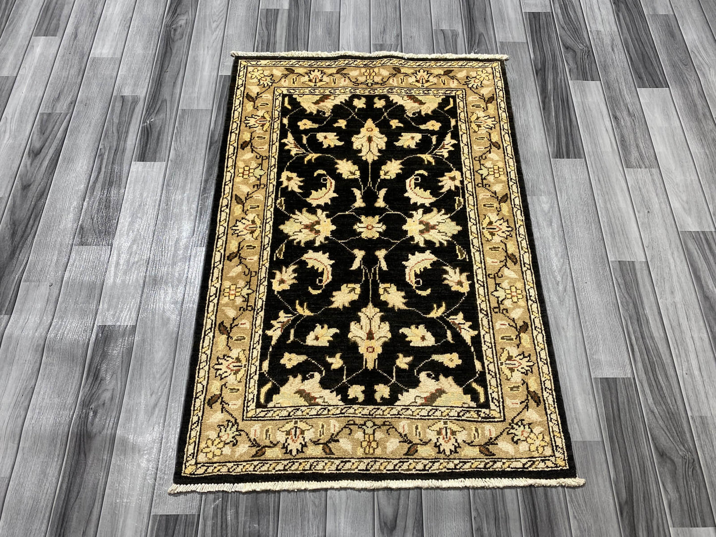 Handmade Fine Quality Chobi Wool Rug  ( 120 CM x 82 Cm ) SK#1041