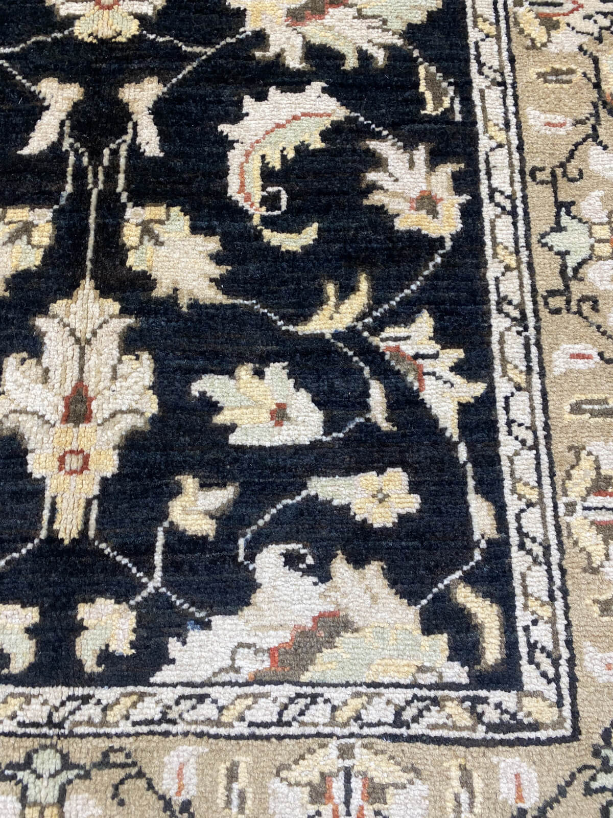 Handmade Fine Quality Chobi Wool Rug  ( 120 CM x 82 Cm ) SK#1041