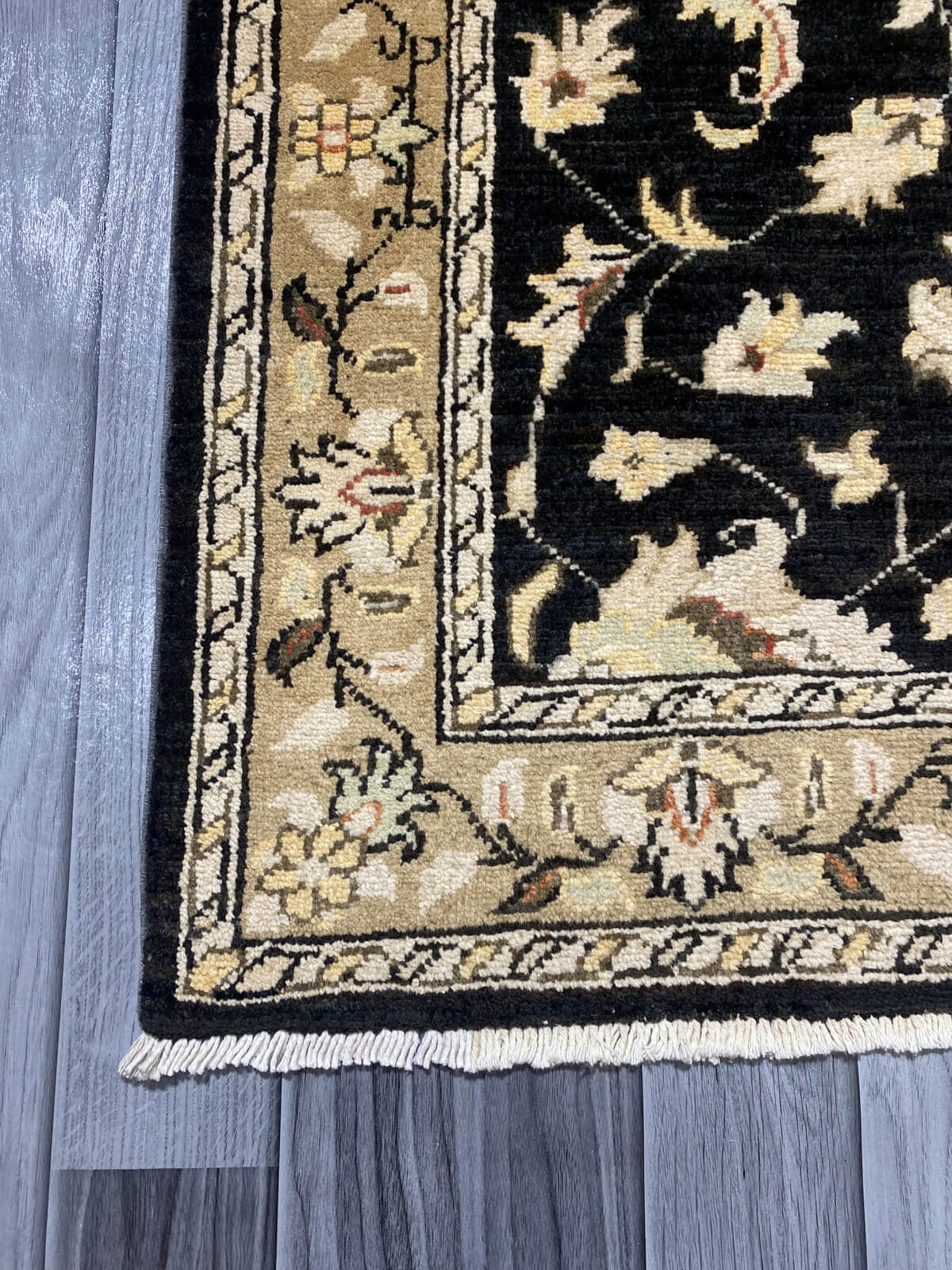 Handmade Fine Quality Chobi Wool Rug  ( 120 CM x 82 Cm ) SK#1041