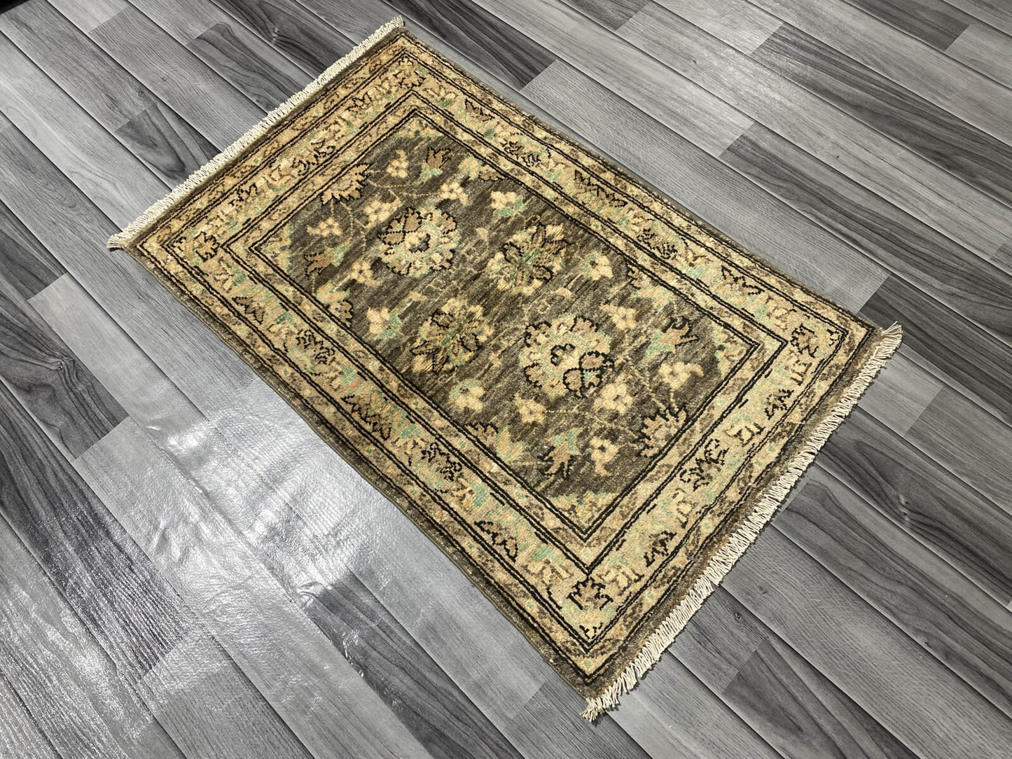 Handmade Chobi  Rug ( 92 CM x 58 CM ) SK#1050