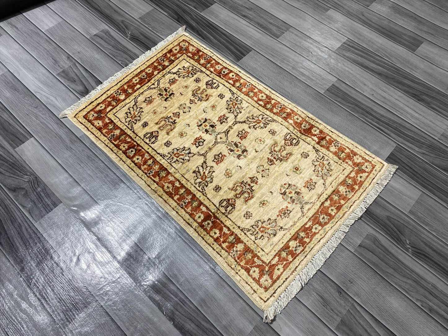 Handmade Chobi  Rug ( 88 CM x 55 CM ) SK#1051