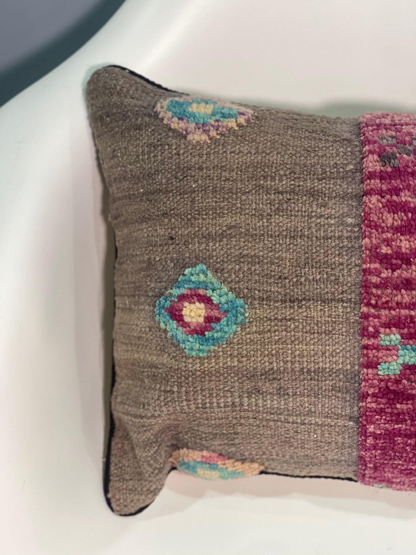 Modern Cushion cover 50 CM X 40 CM AF#391