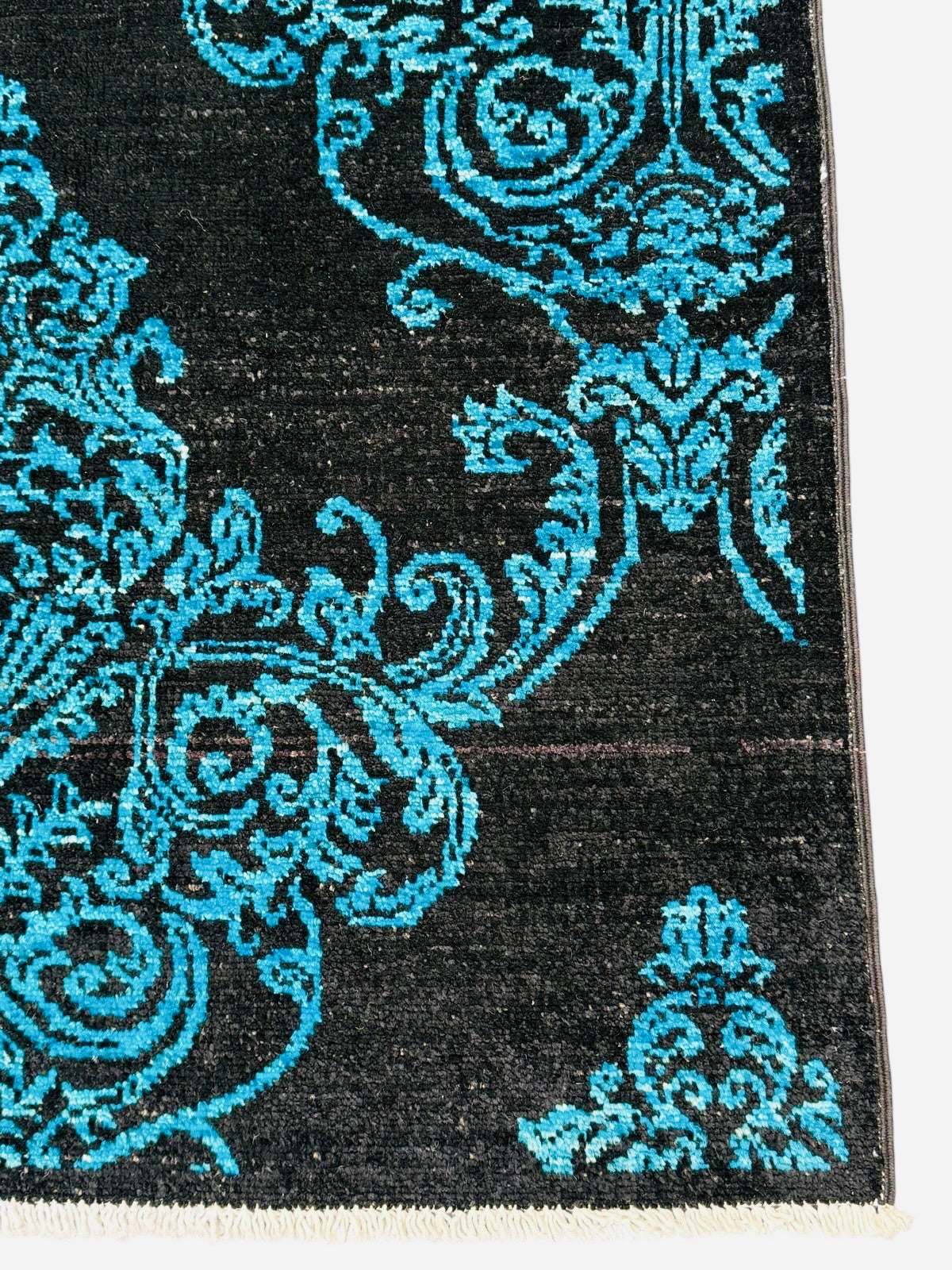 Hand Knotted Modern Wool Rug  240 CM x 171 CM SK# 2027