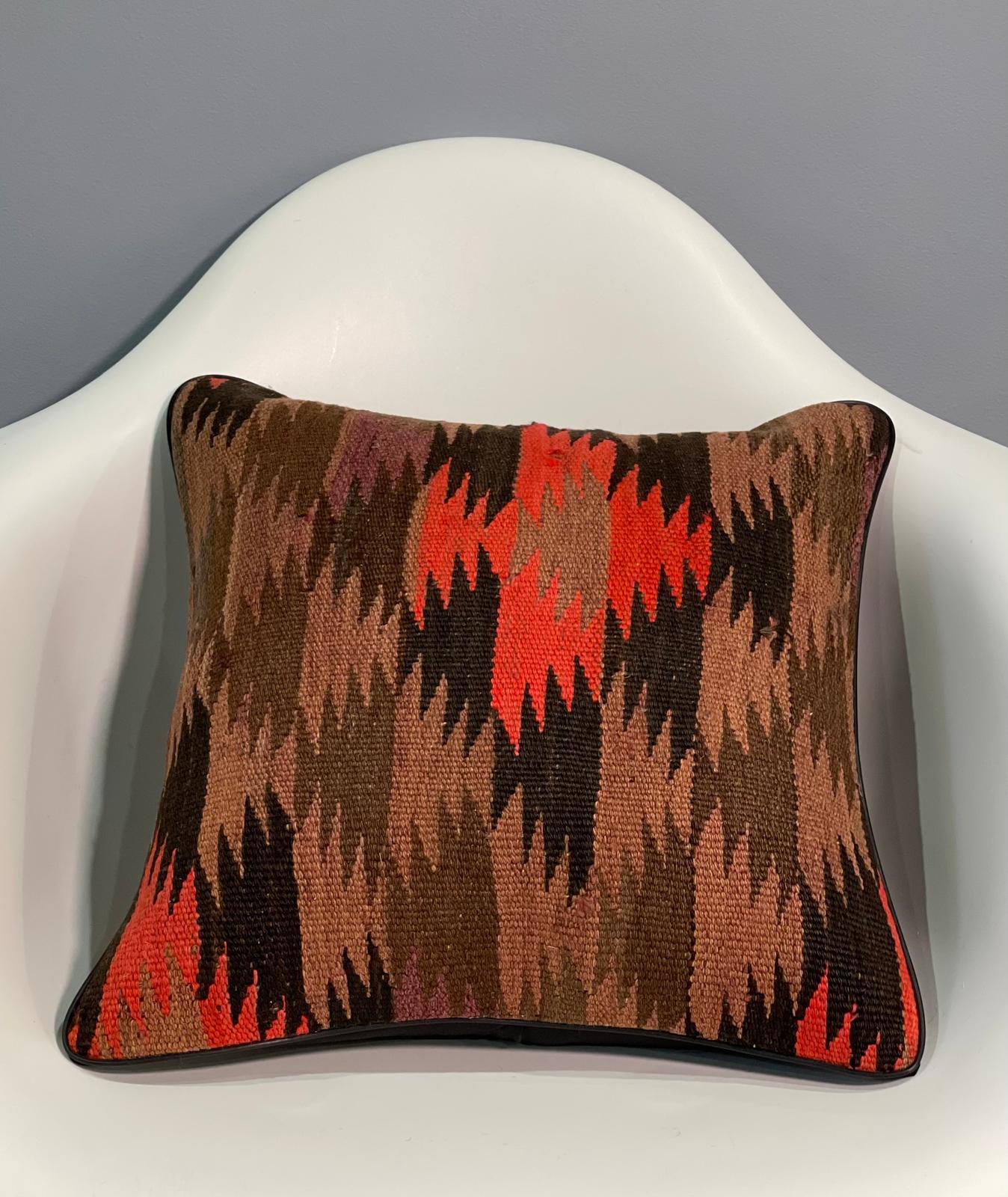 Traditional Cushion Cover 40cm X 40cm AF#400