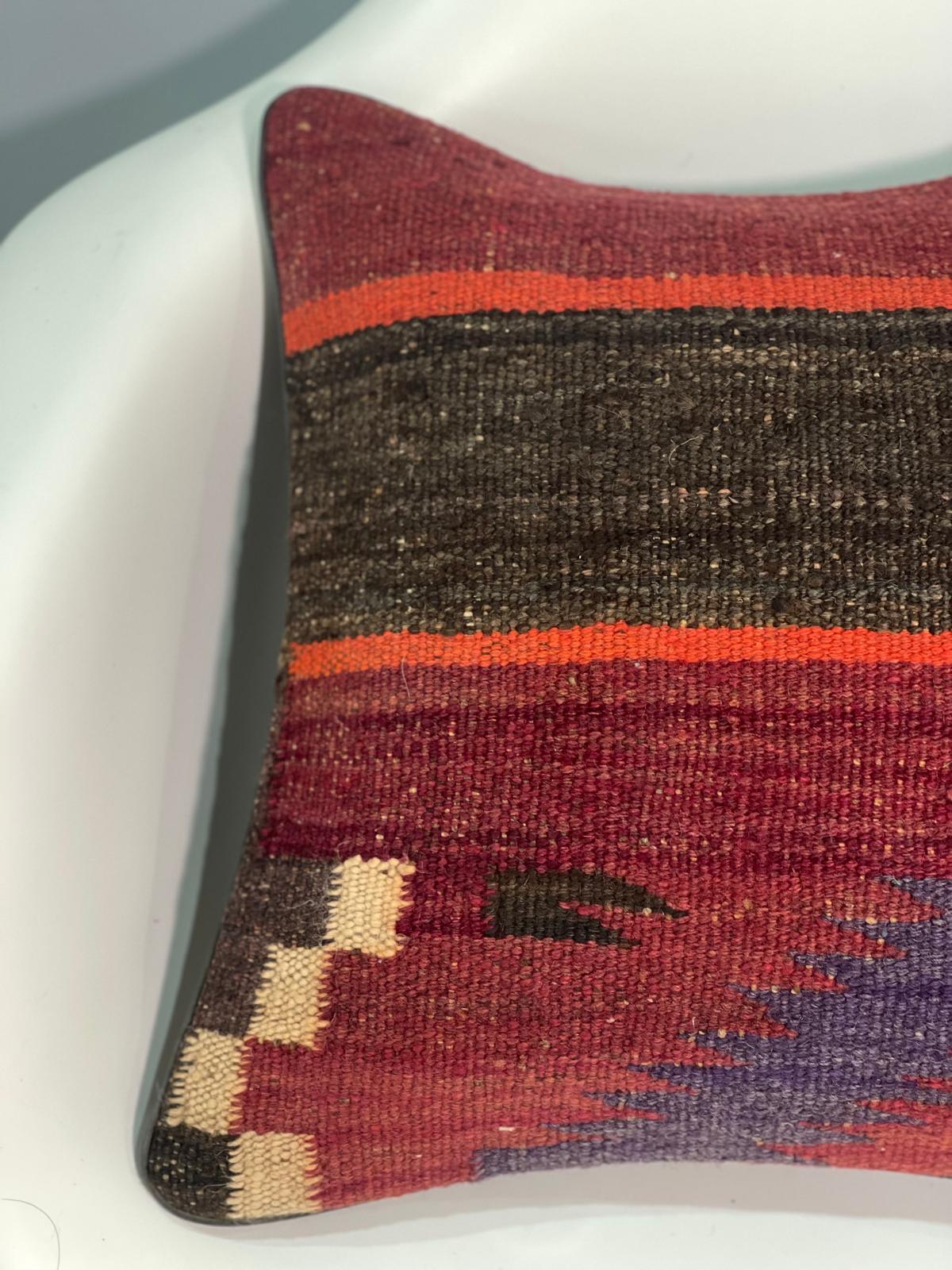 Traditional Cushion Cover 40cm X 40cm AF#421