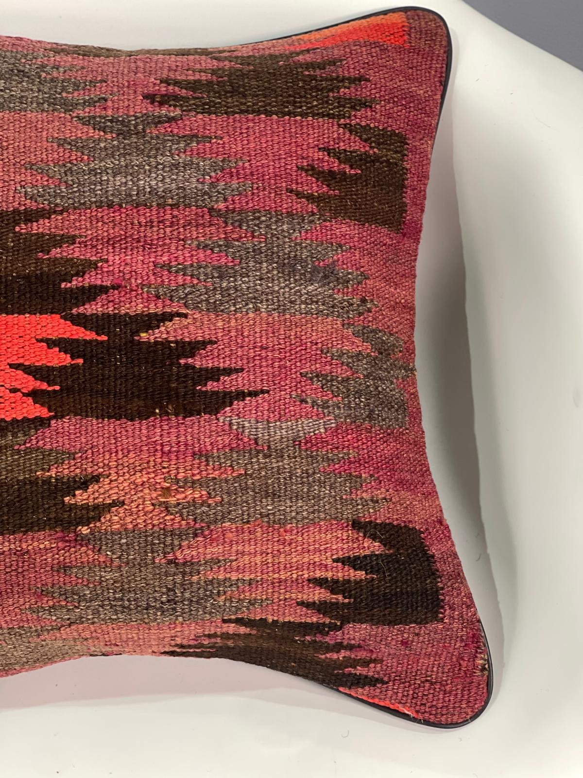 Traditional Cushion Cover 40cm X 40cm AF#422