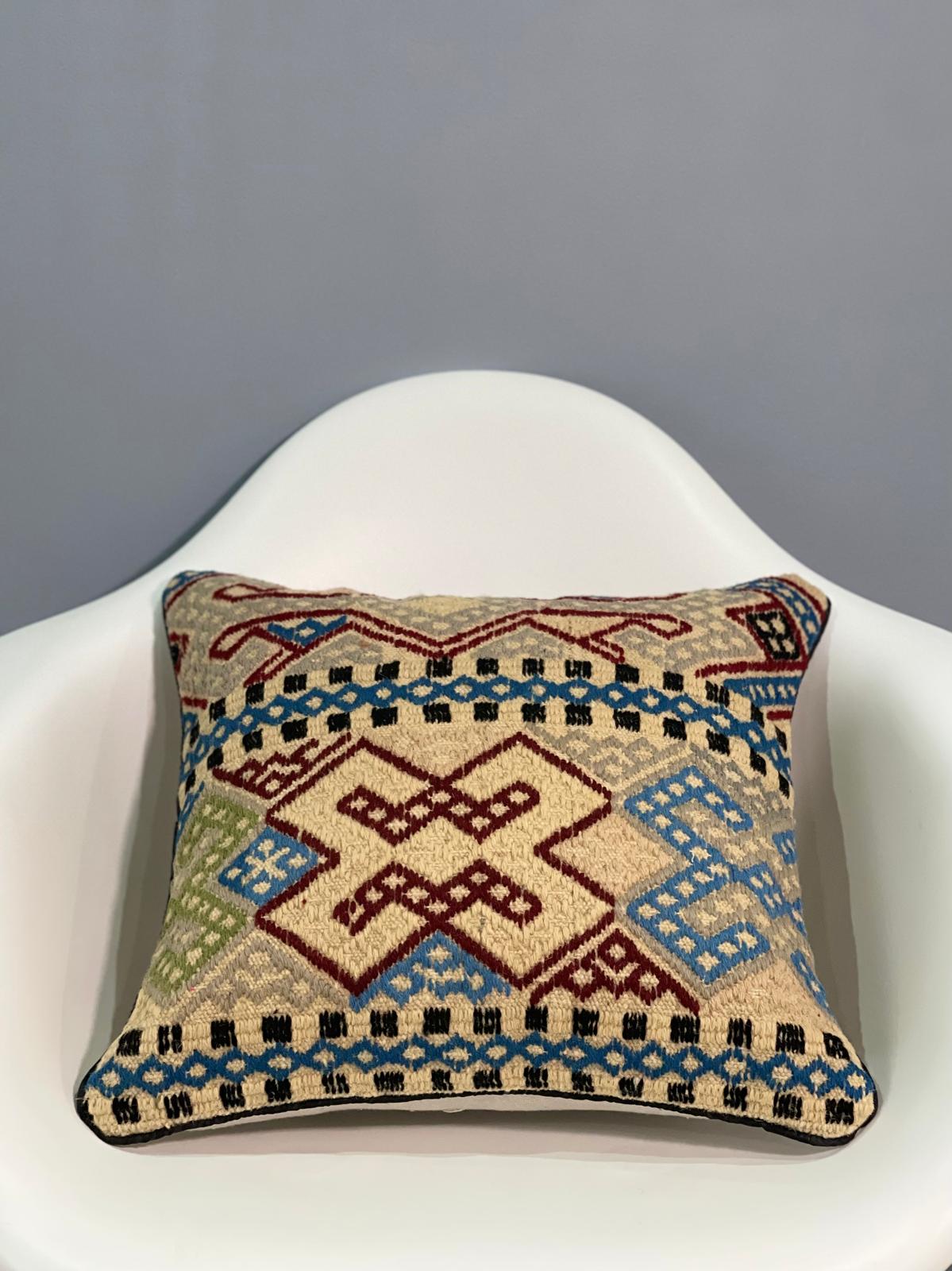 Kuchi Design Cushion Cover 40 CM X 40 CM AF#431