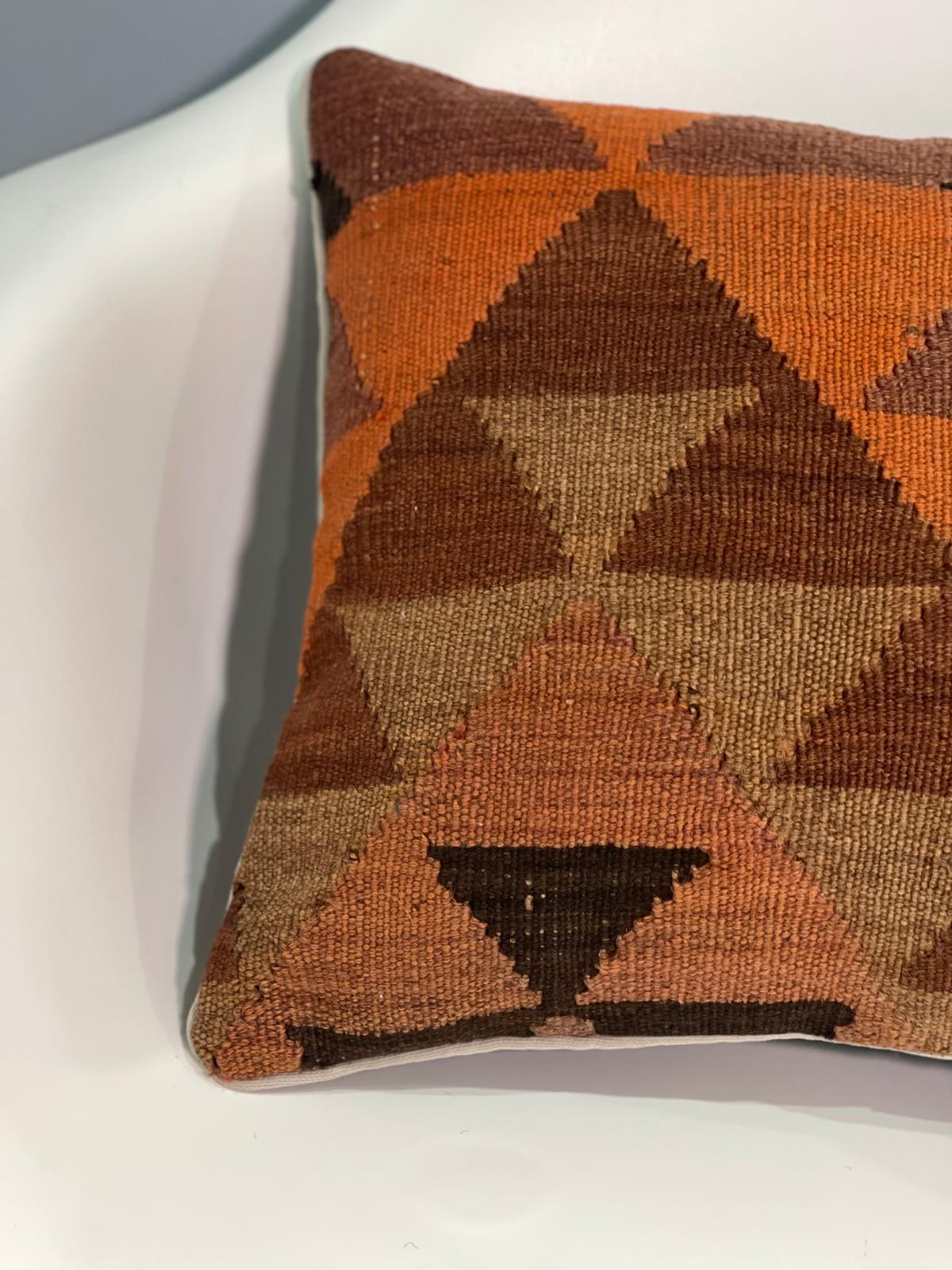 Traditional Cushion Cover 40cm X 40cm AF#432
