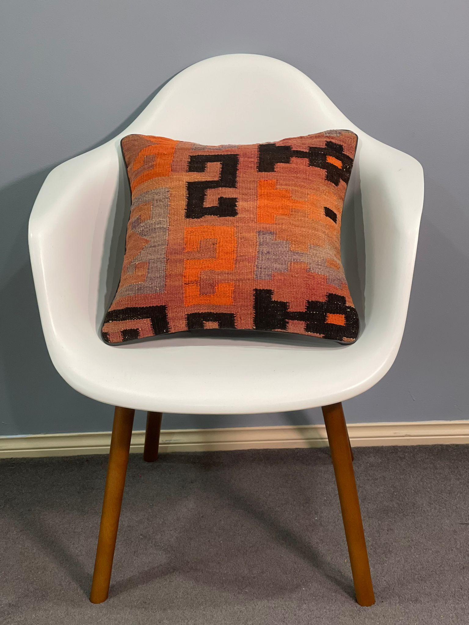 Traditional Cushion Cover 40cm X 40cm AF#455