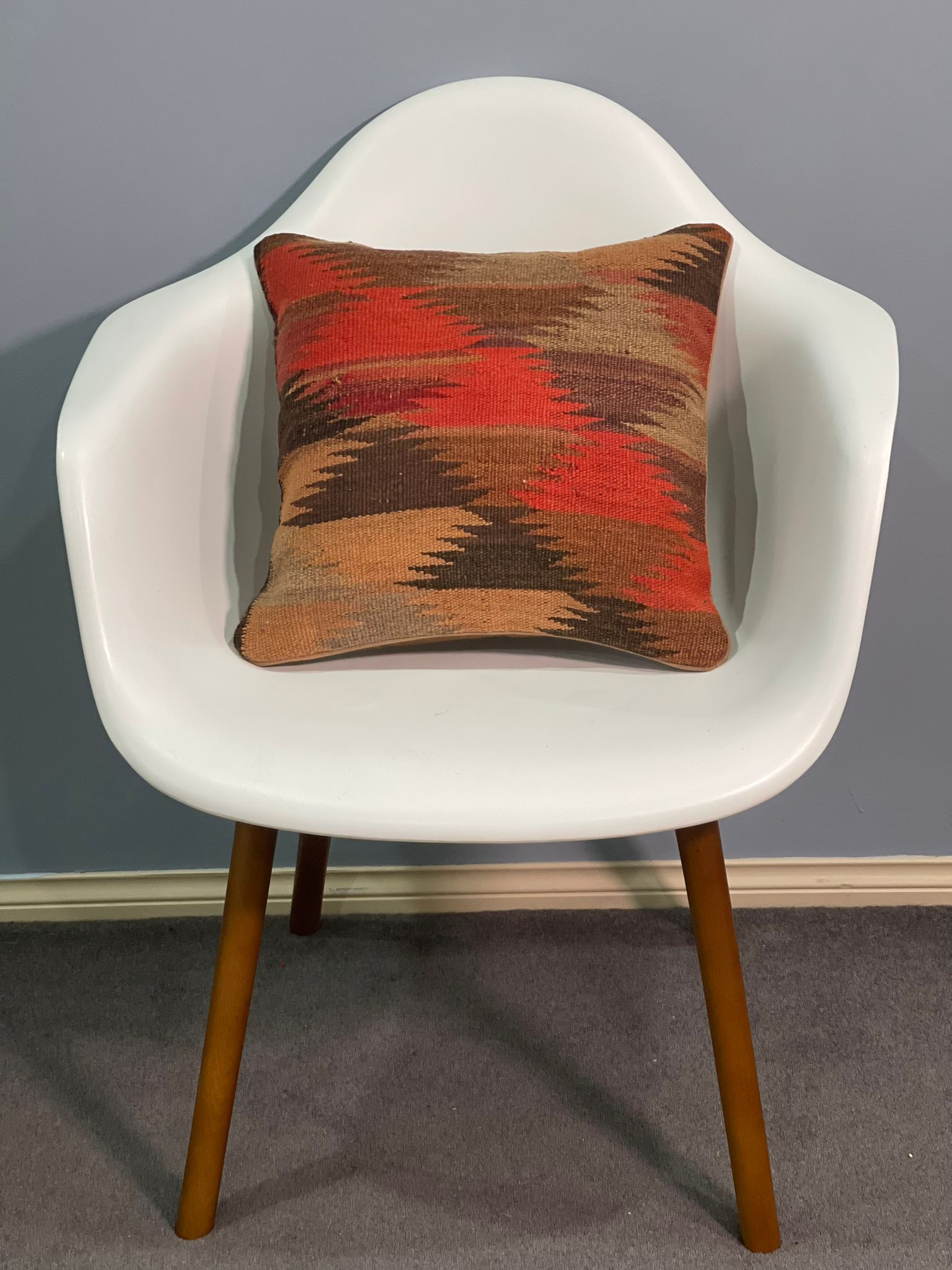 Traditional Cushion Cover 40cm X 40cm AF#460