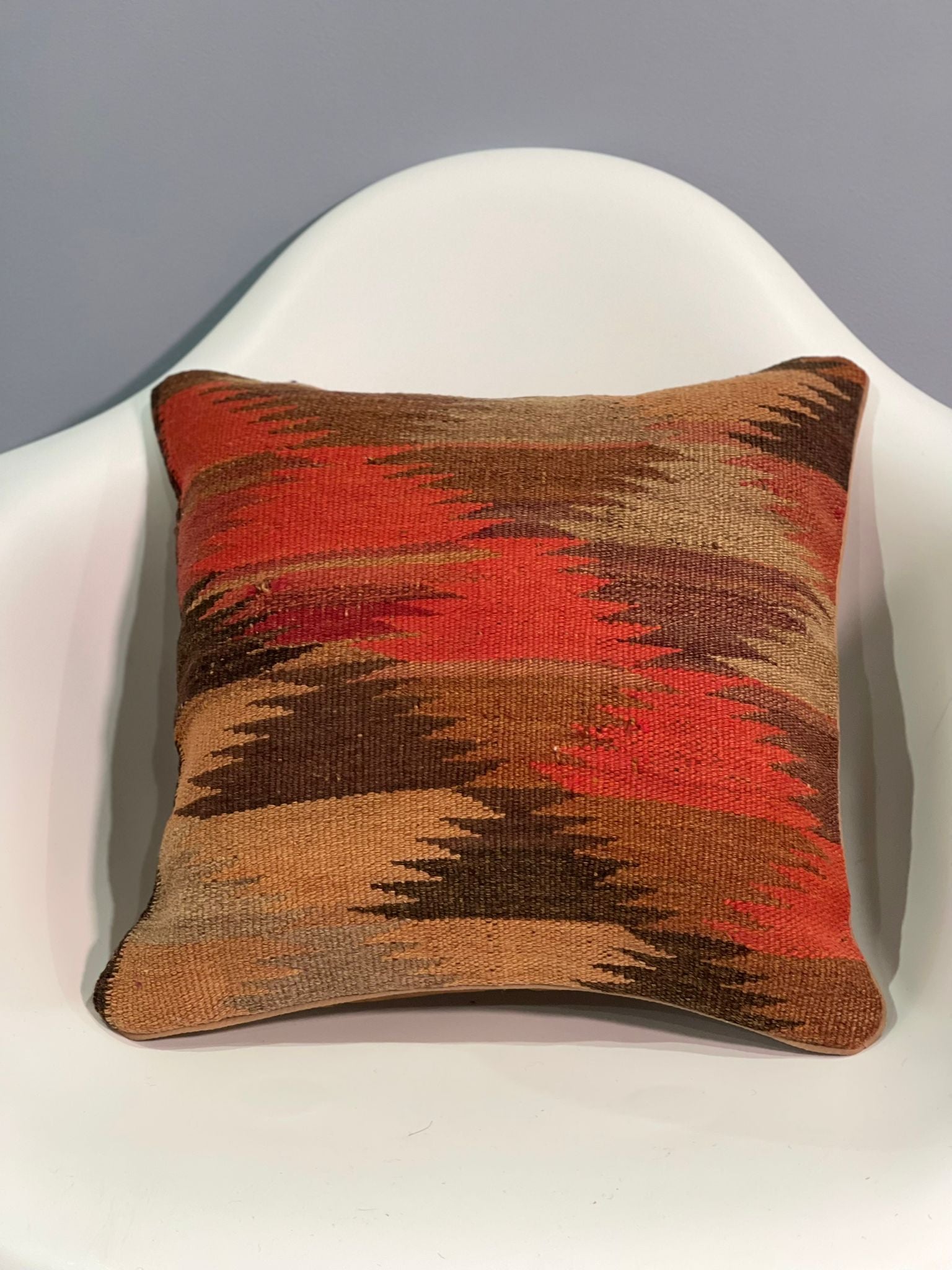 Traditional Cushion Cover 40cm X 40cm AF#460