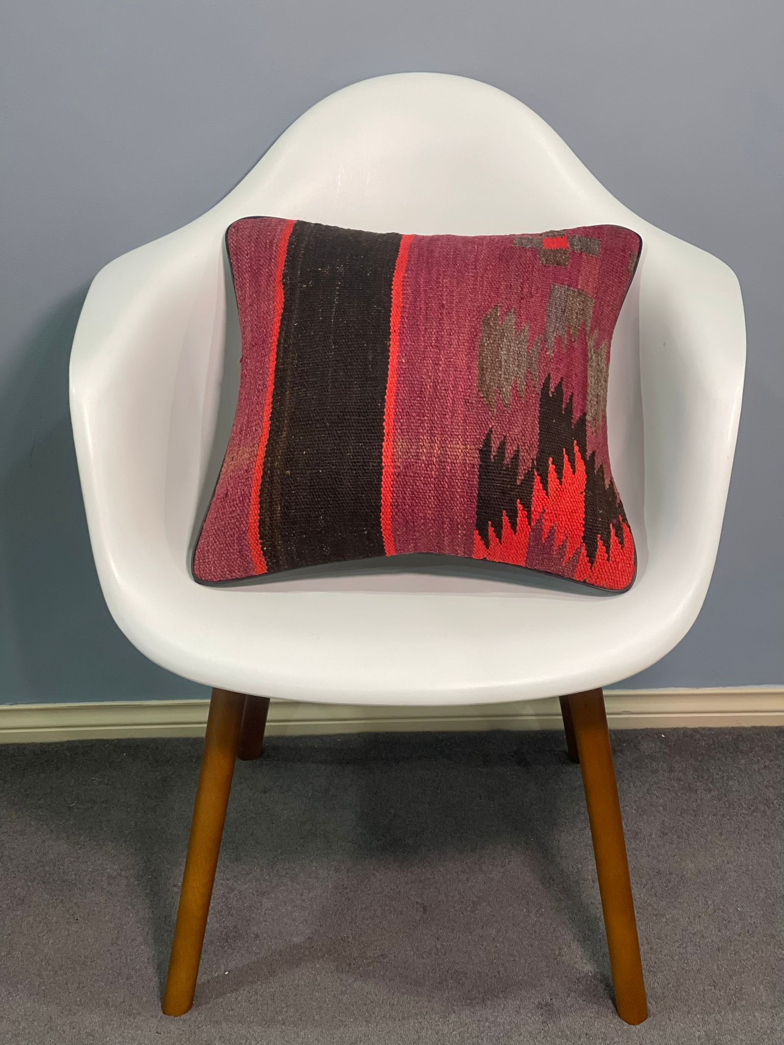 Traditional Cushion Cover 45cm X 45cm AF#464