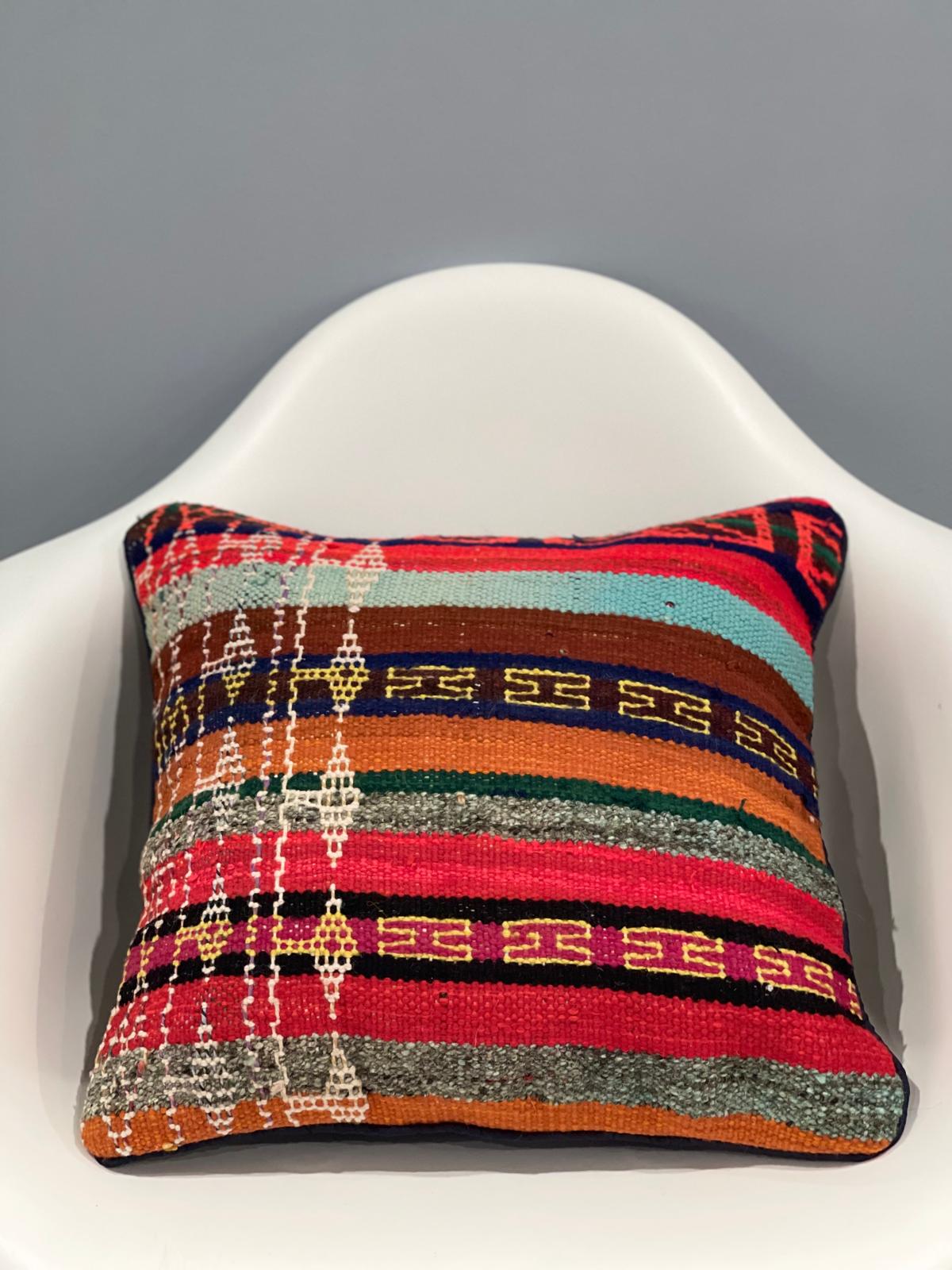 Traditional Cushion Cover 45cm X 45cm AF#601