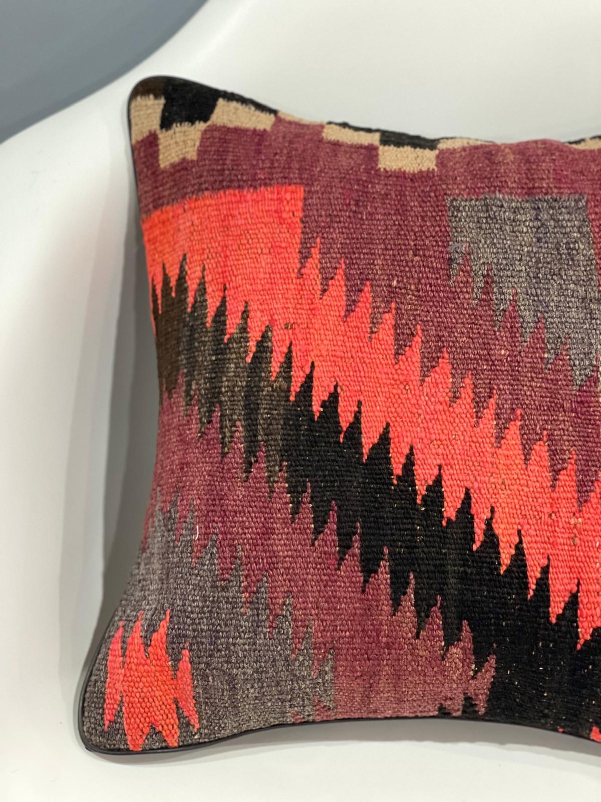 Traditional Cushion Cover 45cm X 45cm AF#603