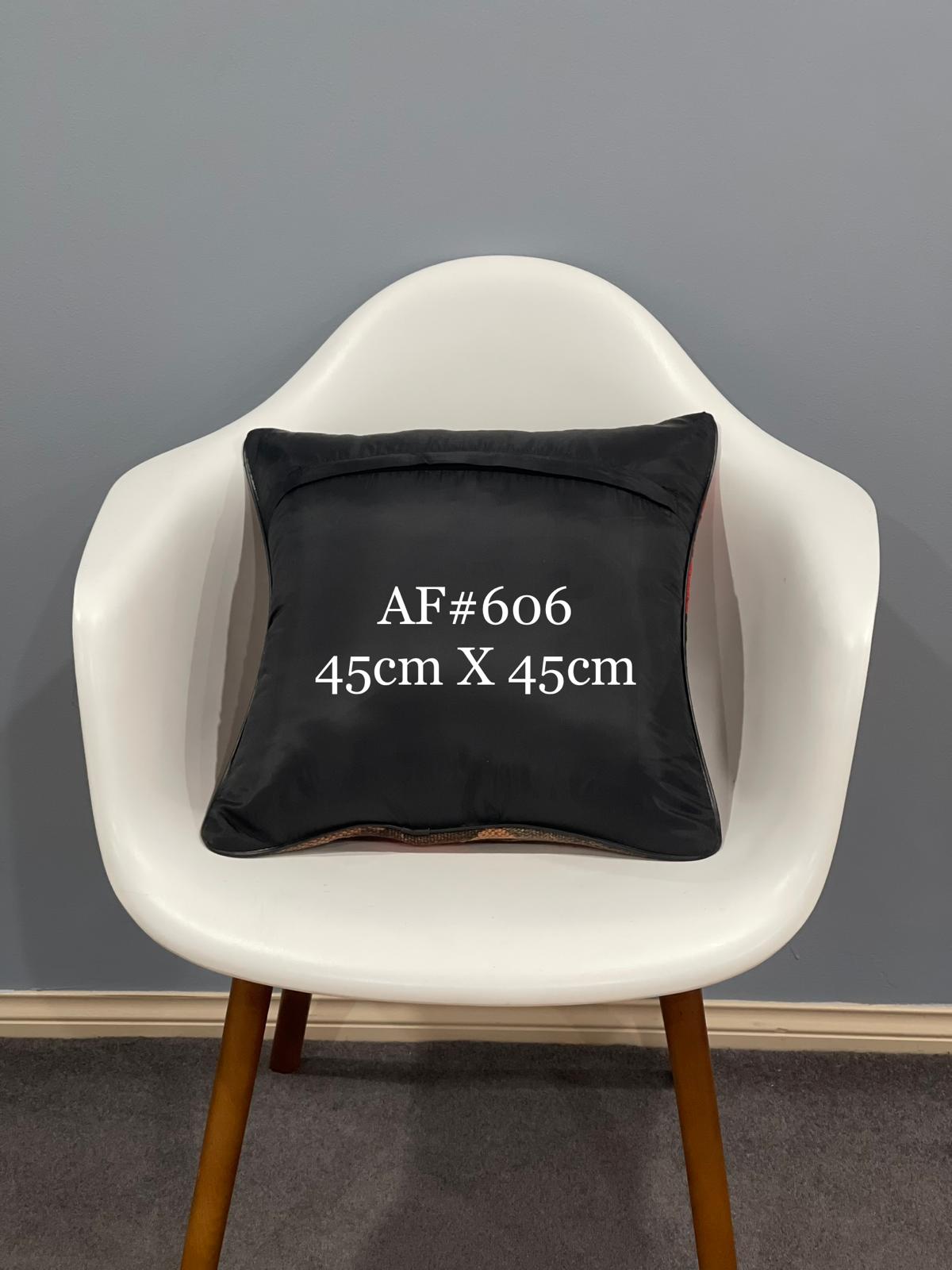 Traditional Cushion Cover 45cm X 45cm AF#606