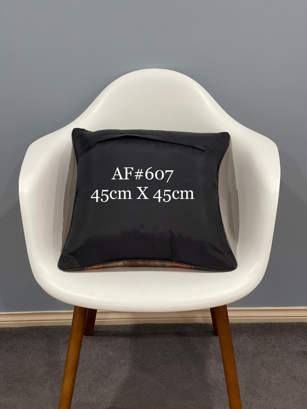 Traditional Cushion Cover 45cm X 45cm AF#607