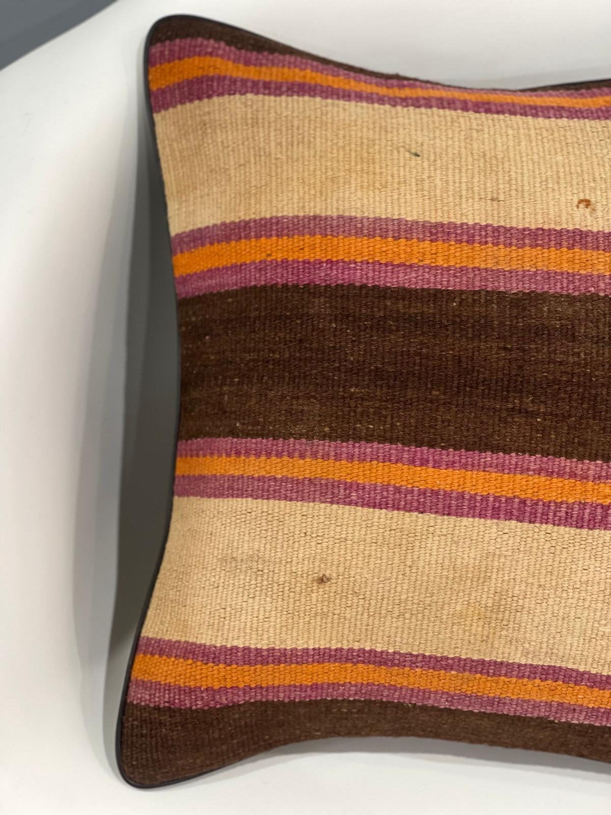 Traditional Cushion Cover 40cm X 40cm AF#615