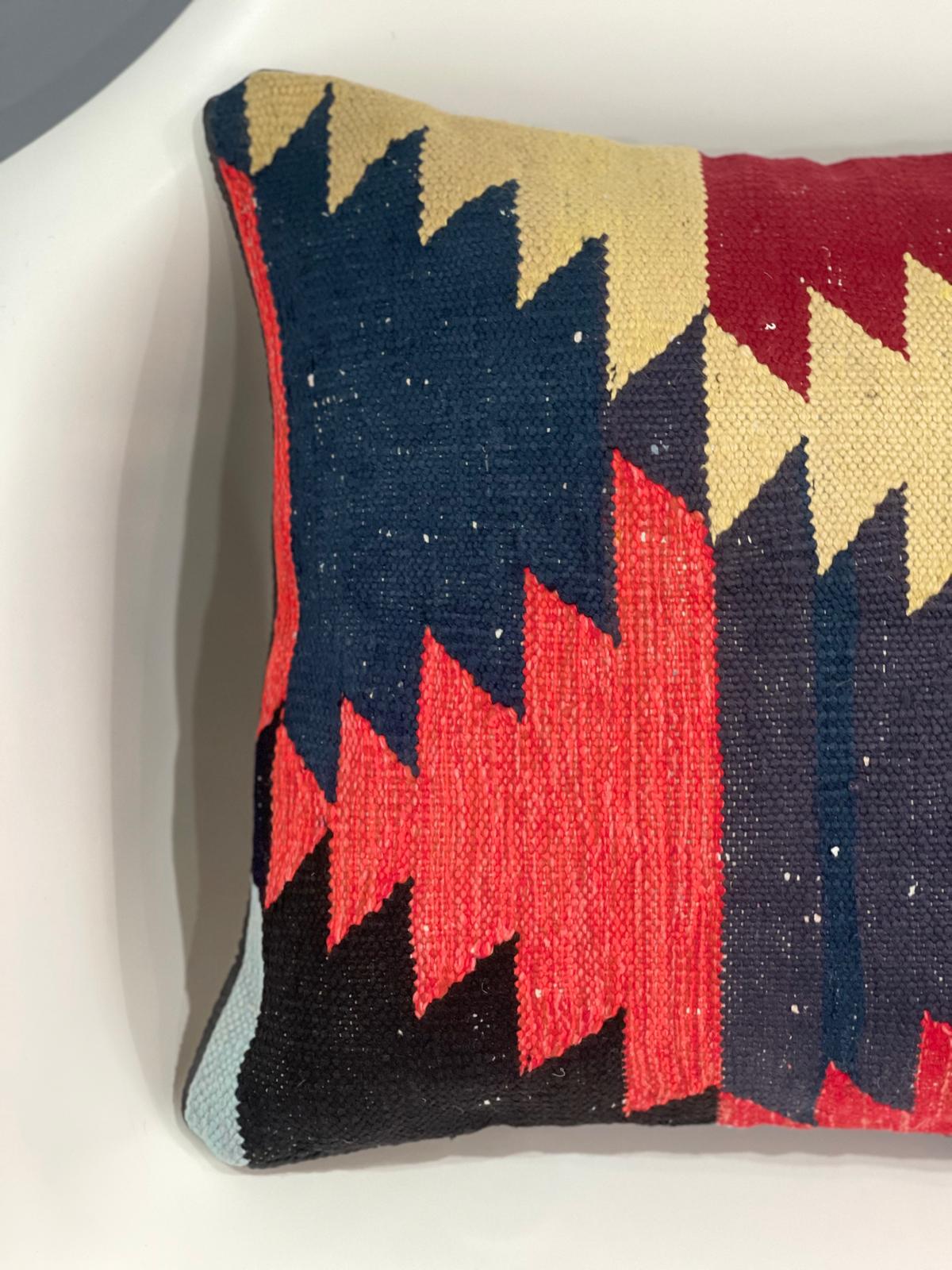 Traditional Cushion Cover 40cm X 40cm AF#617