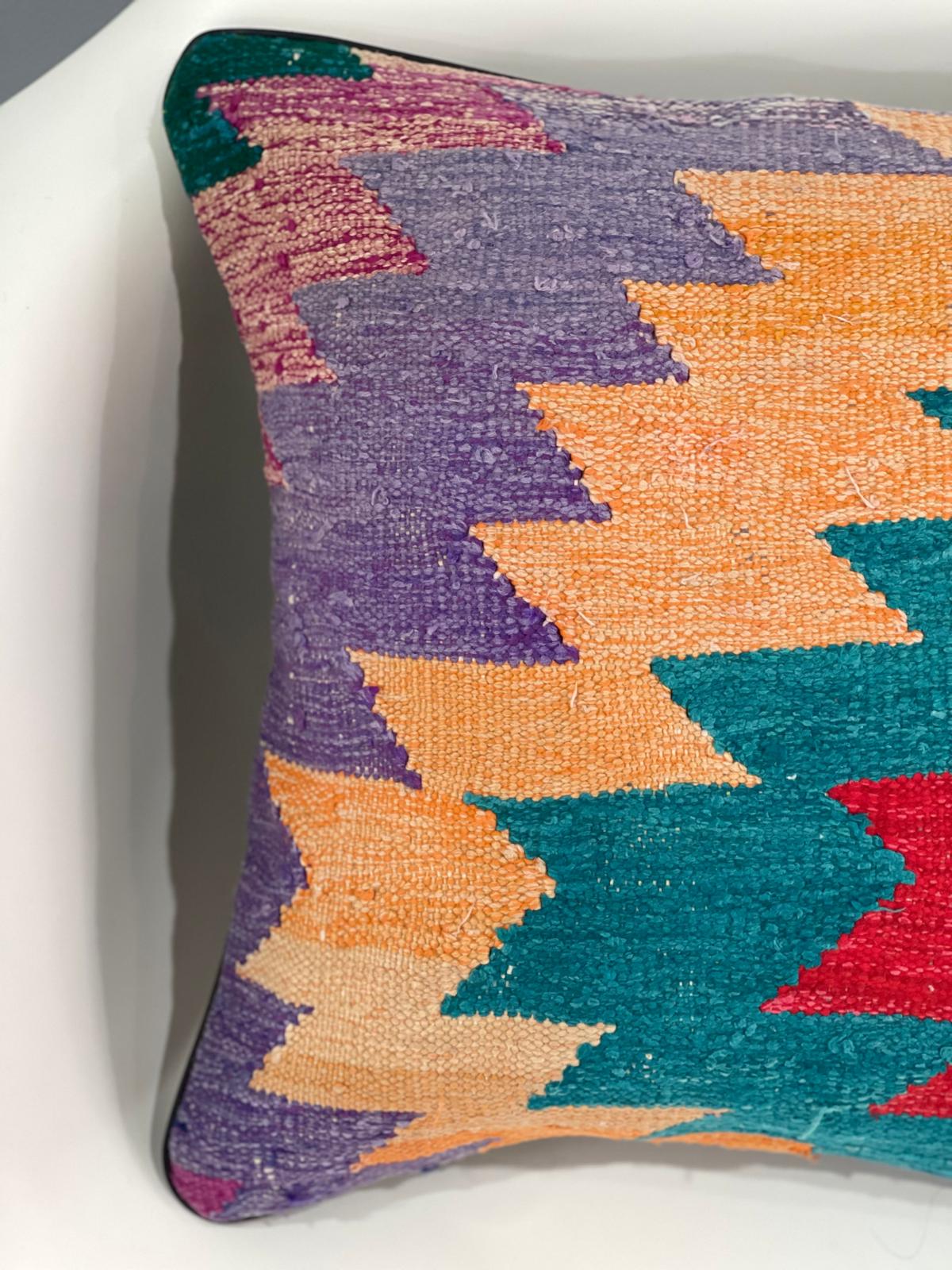 Traditional Cushion Cover 40cm X 40cm AF#620