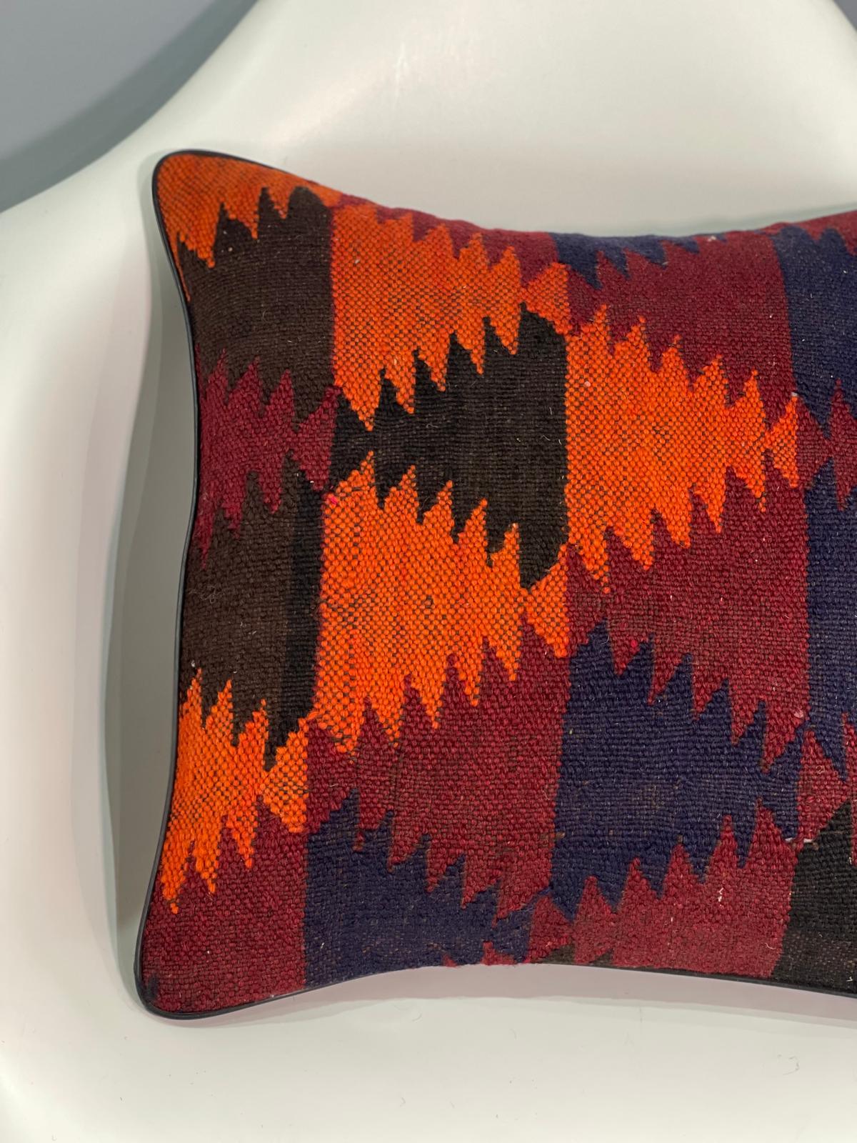 Traditional Design Cushion Cover 40 CM x 40 CM AF#438