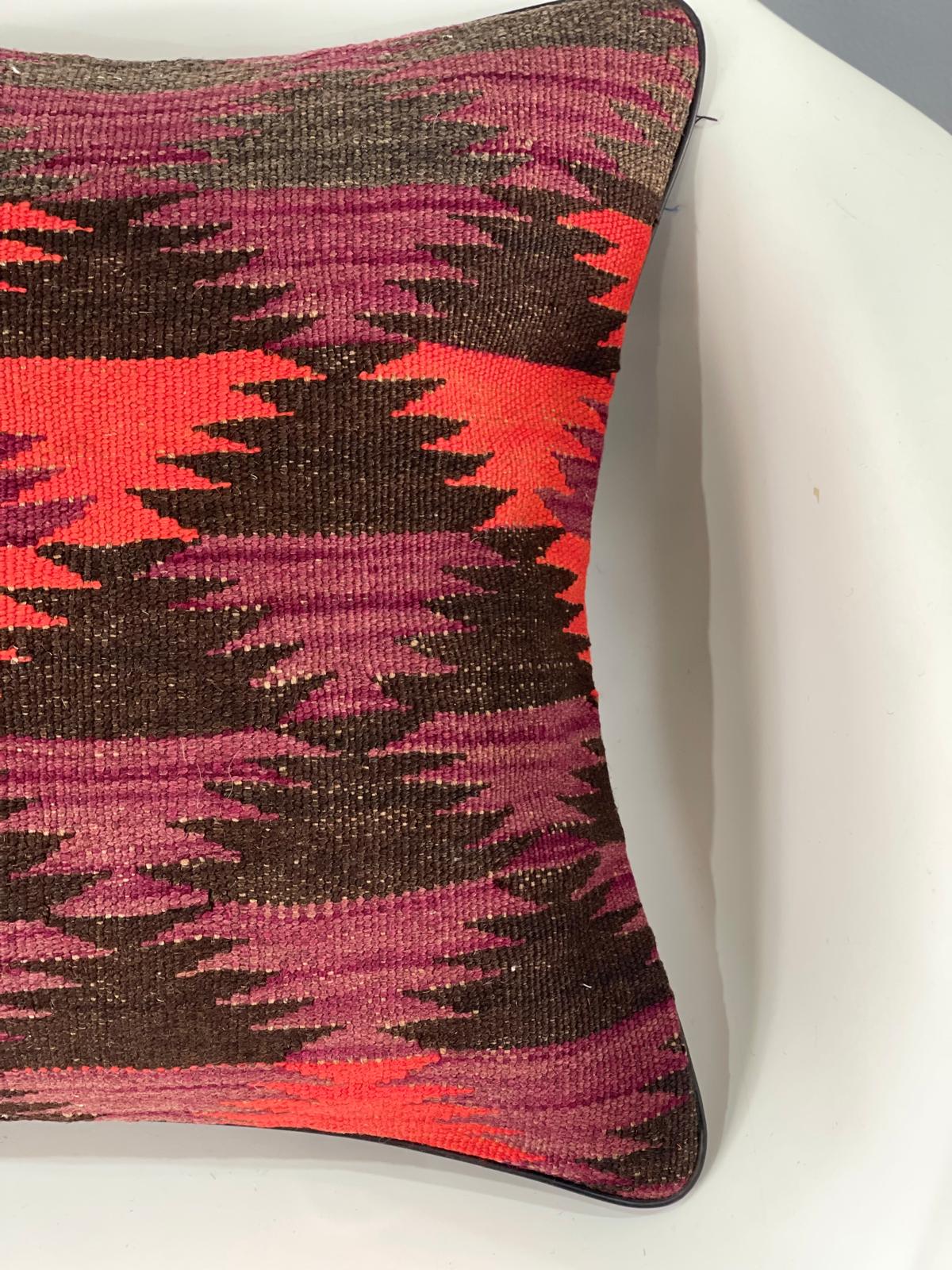 Traditional Cushion Cover 40cm X 40cm AF#636