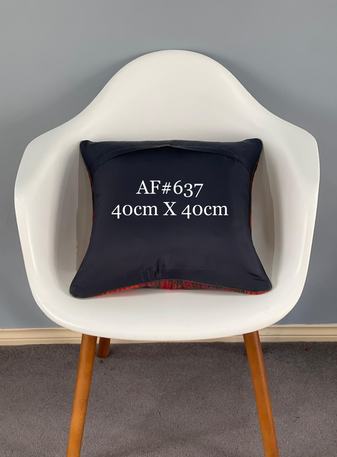 Traditional Cushion Cover 40cm X 40cm AF#637