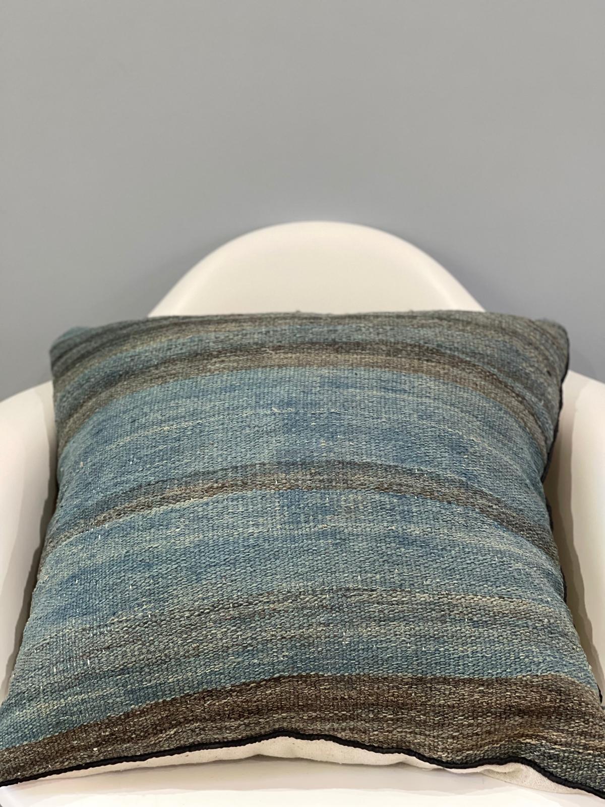 Modern Cushion cover 50 CM X 50 CM AF#638