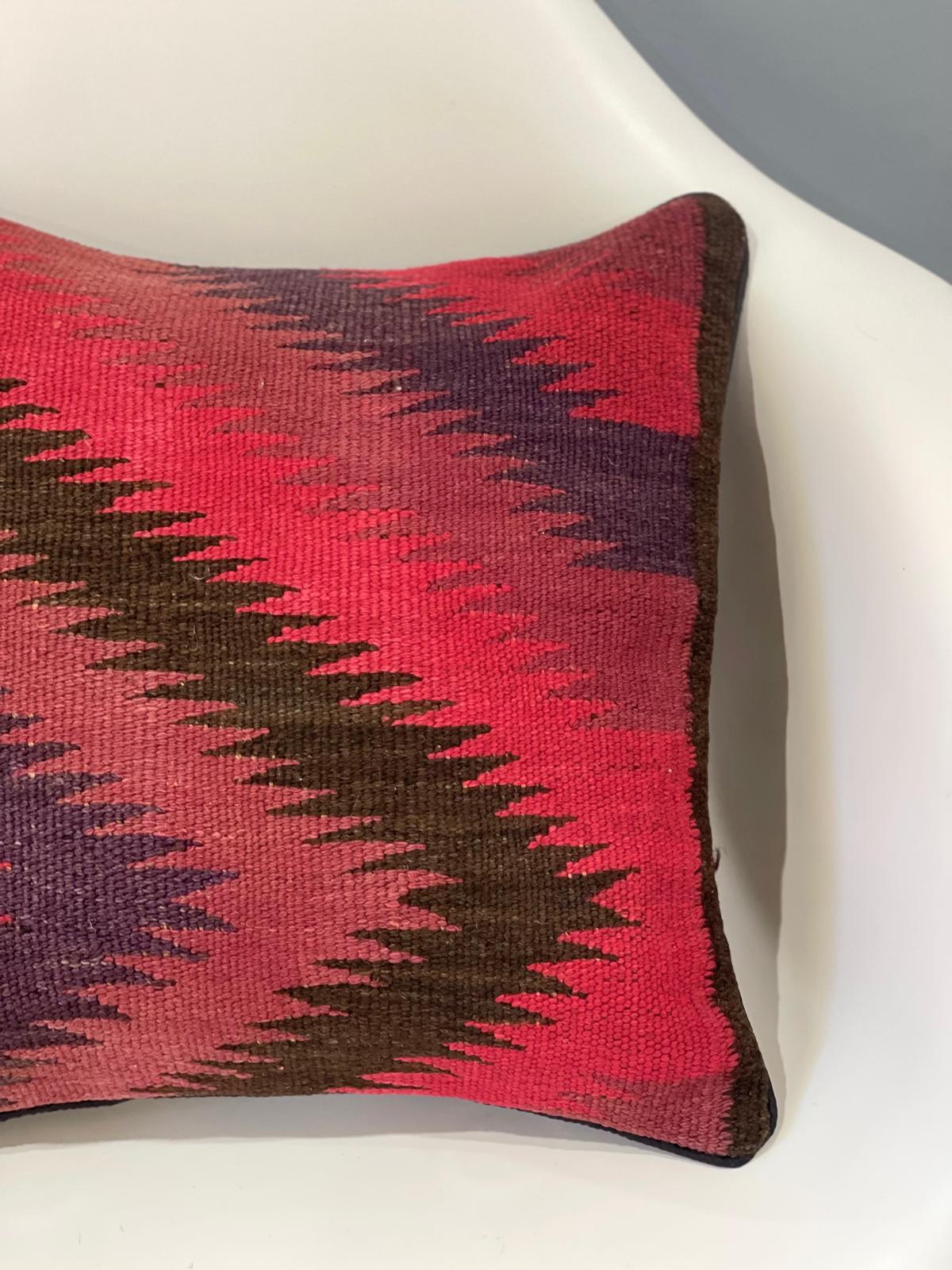 Traditional Cushion Cover 45cm X 45cm AF#641
