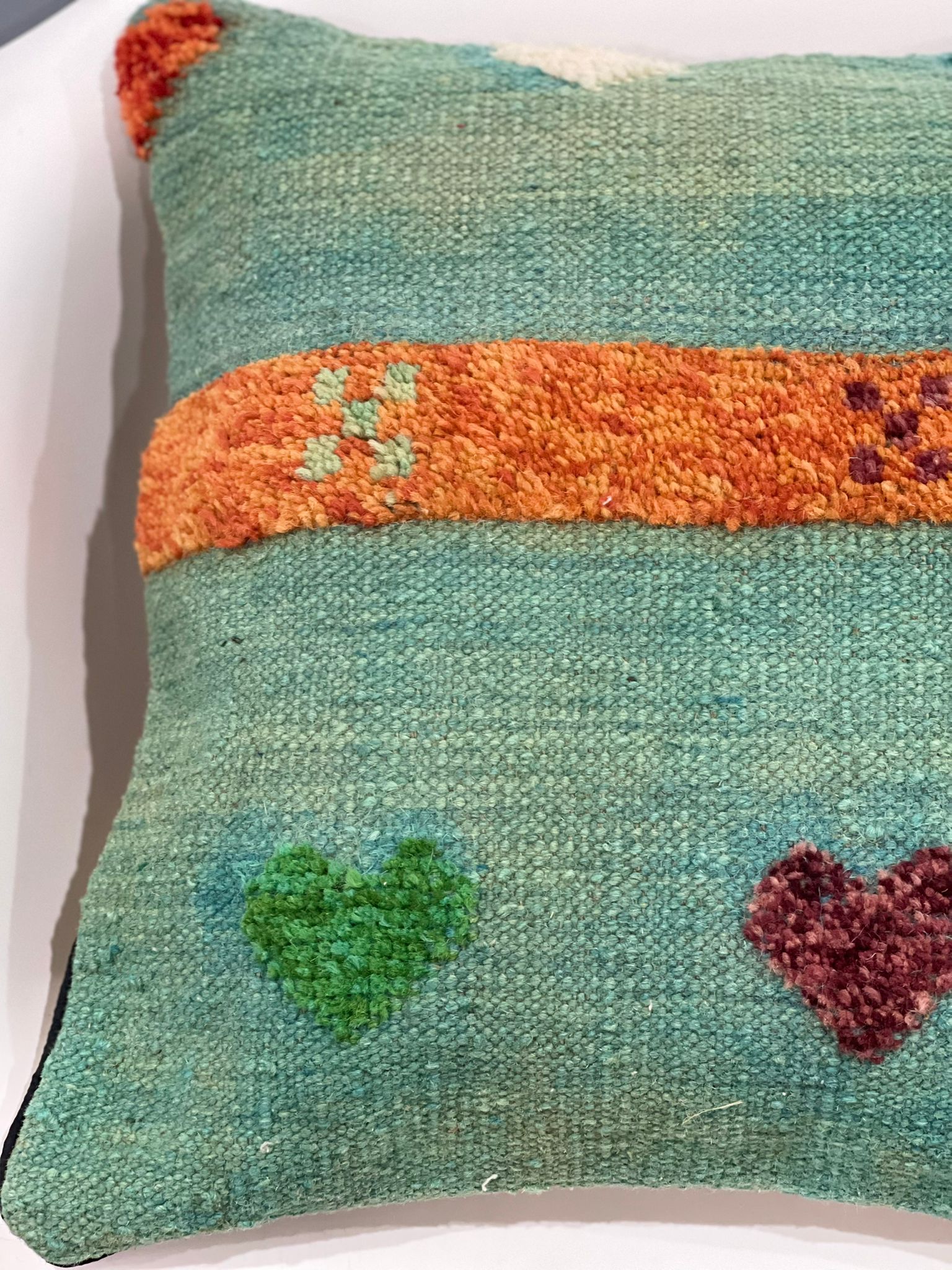 Modern Design Cushion Cover 50 CM x 50 CM AF#665