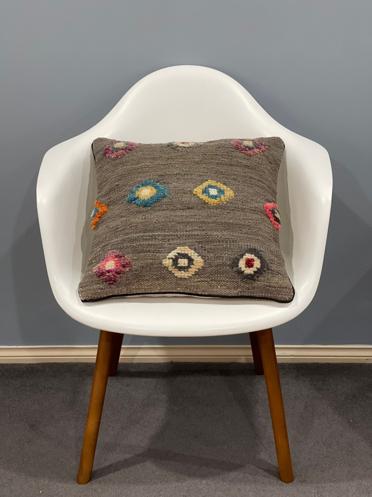 Modern Design Cushion Cover 45 CM x 45 CM AF#665