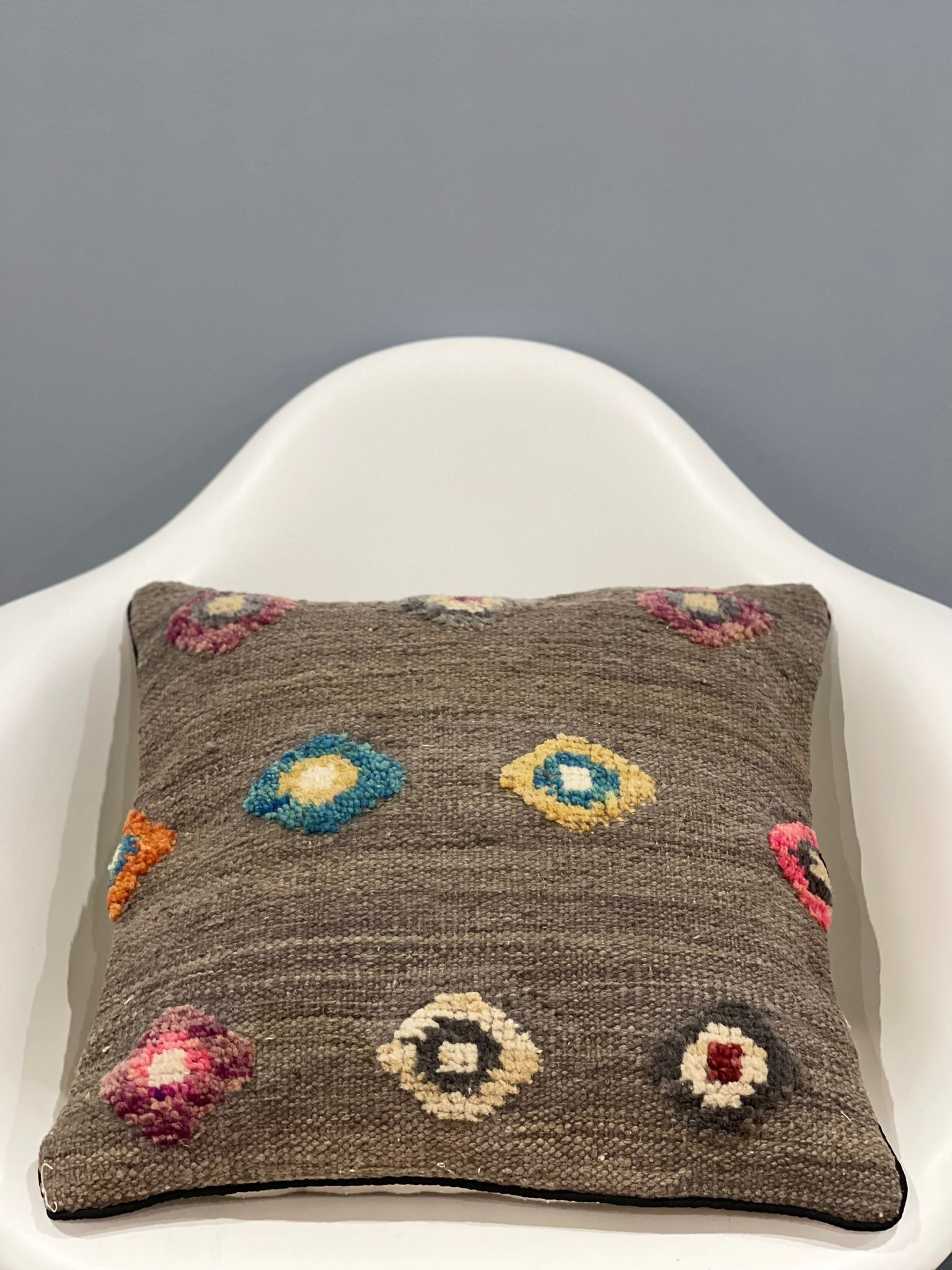 Modern Design Cushion Cover 45 CM x 45 CM AF#665